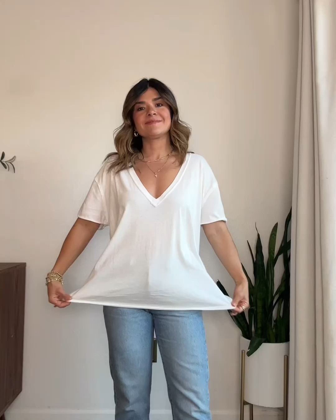 My favorite white tee right now! 
It’s oversized! I’m wearing size xs
Jeans size 25

#LTKootd #LTKSeasonal