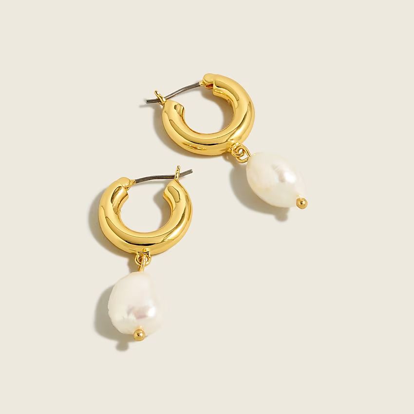 Freshwater pearl huggie hoop earrings | J.Crew US