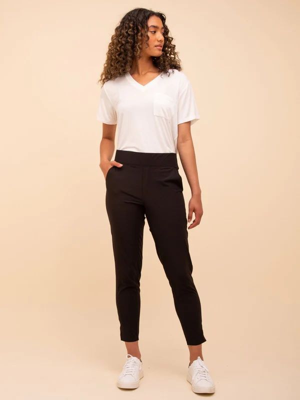 Nia Pant | Thread And Supply