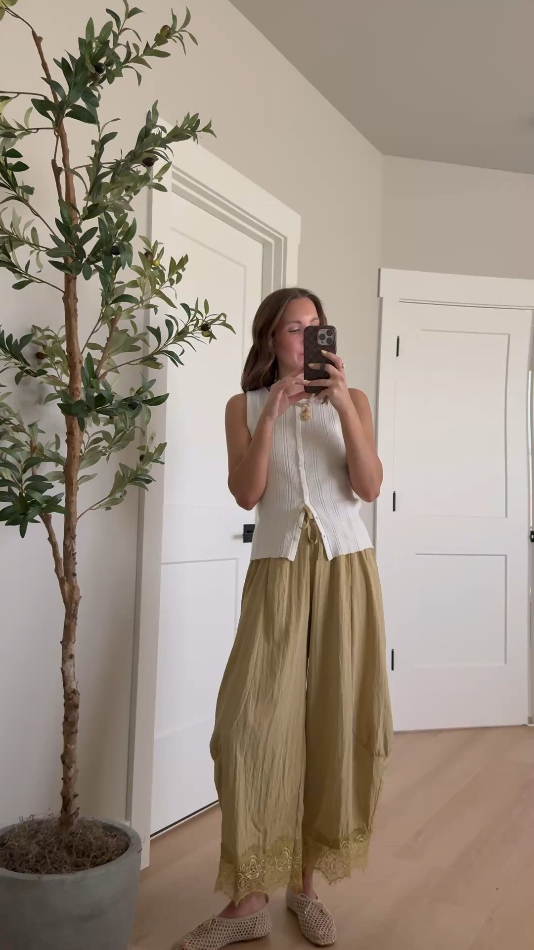 Teacher outfit idea🍎 the perfect combo for spring in the classroom, all from Amazon! Wearing a small top and small bottoms 

Teacher outfit idea, teacher style, Amazon fashion, Amazon finds, spring style, classroom style

#LTKootd