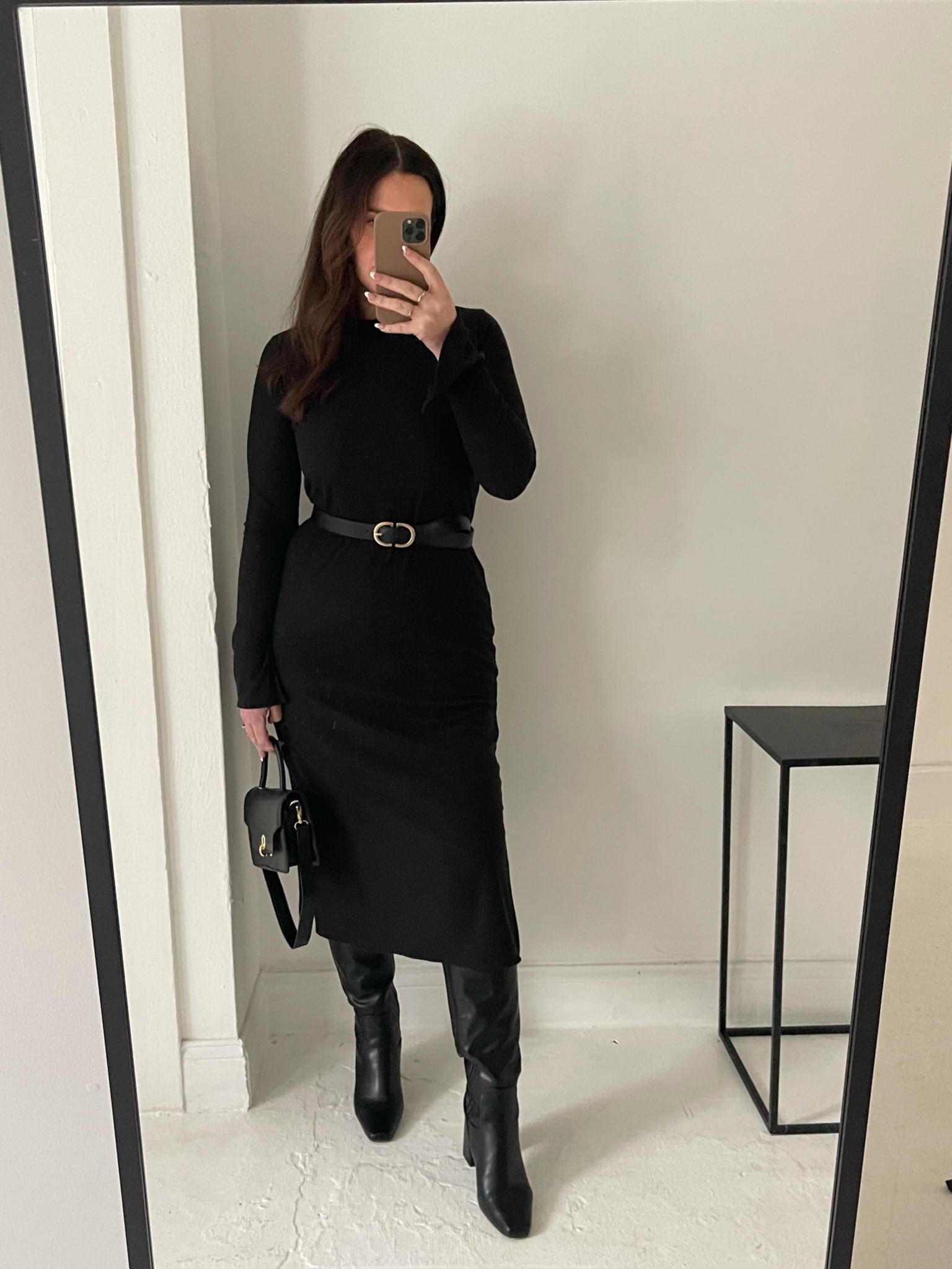 All black work day outfit #minimaliststyle 

#LTKworkwear