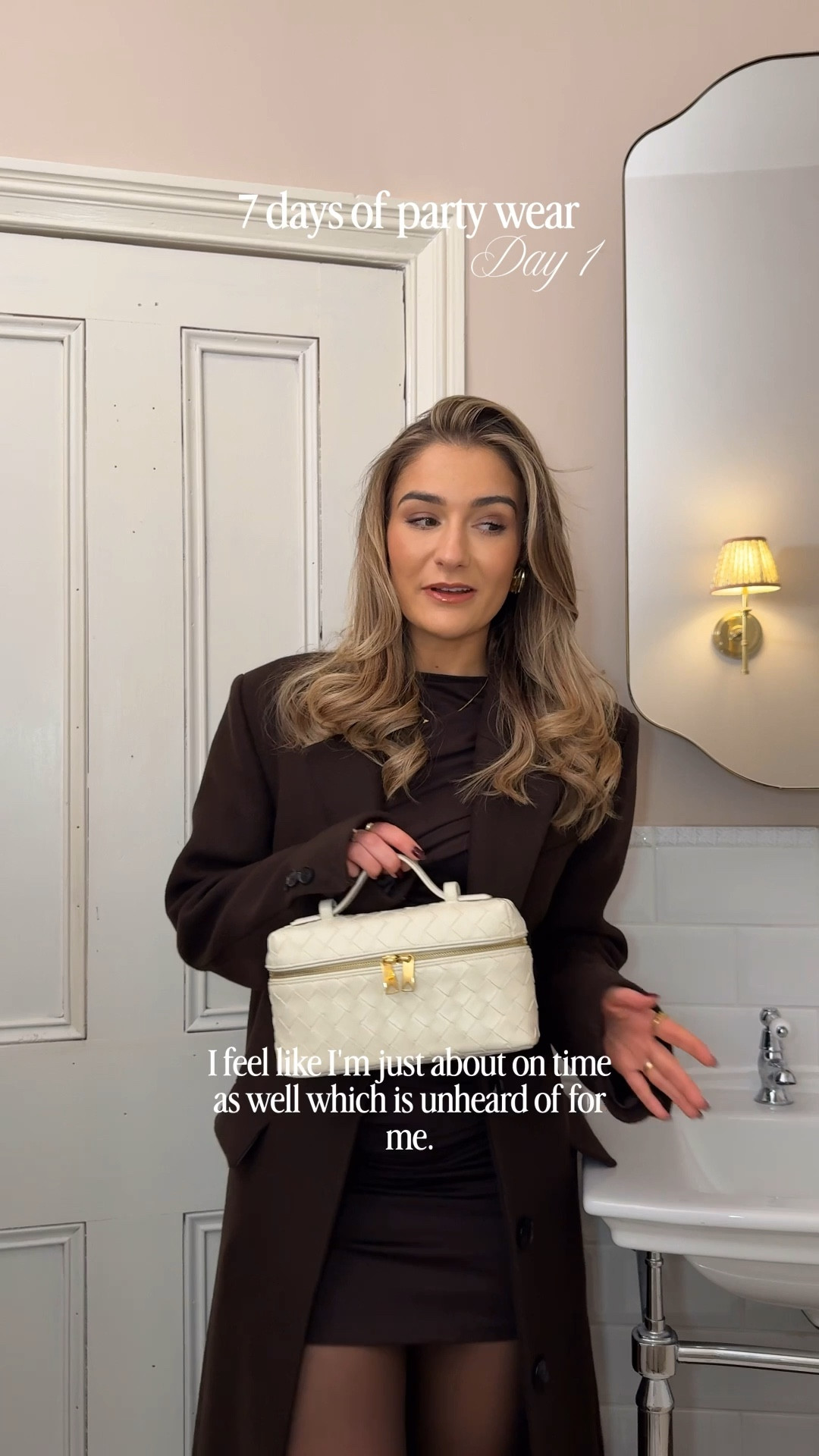 7 days of party wear 🪩🤎 keeping it minimal for day 1!!

#partywear #LTKxSelfridges

#LTKxSelfridges