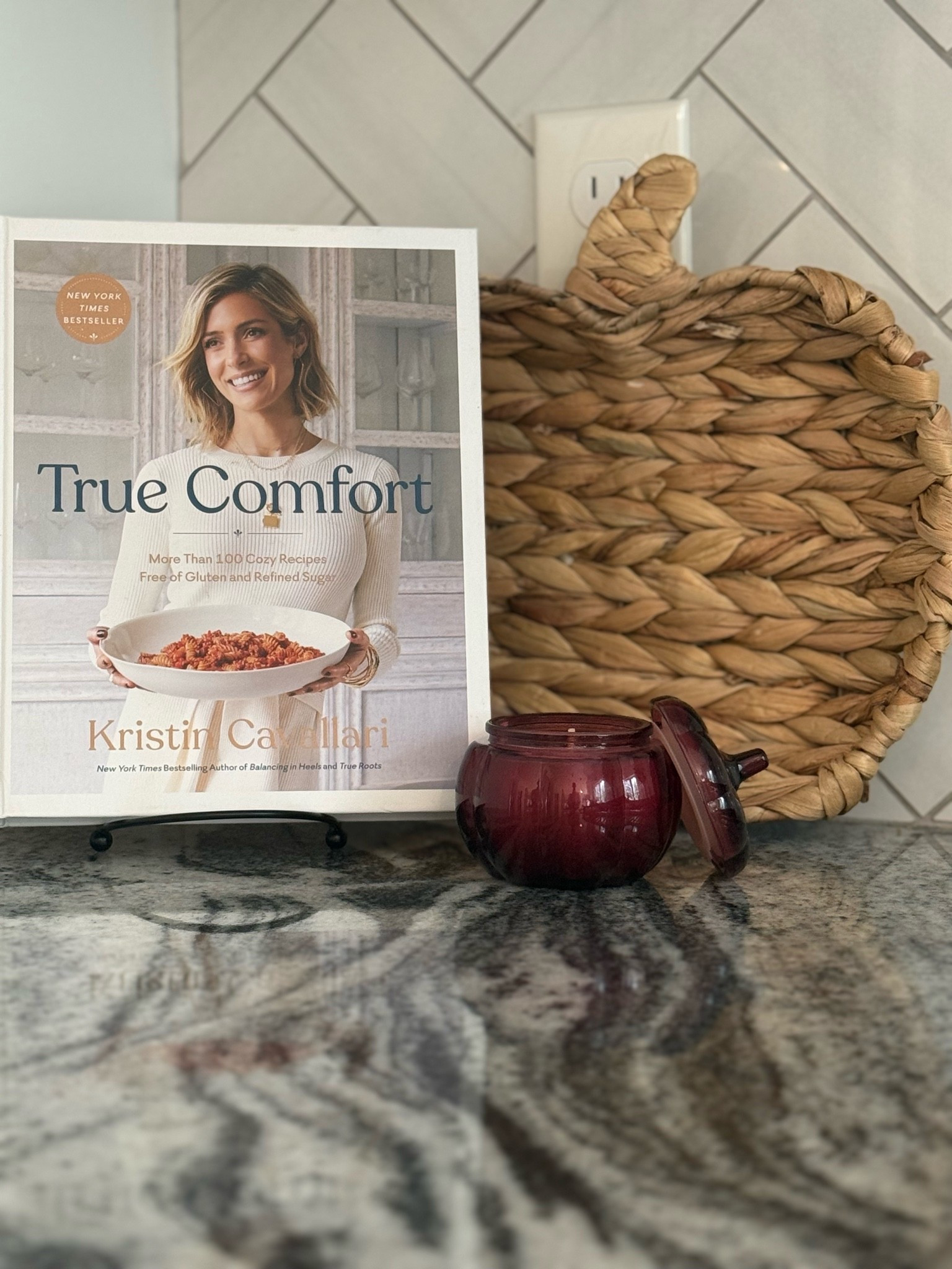 Simple easy counter decor.

#LTKHome #LTKSaleAlert #LTKSeasonal