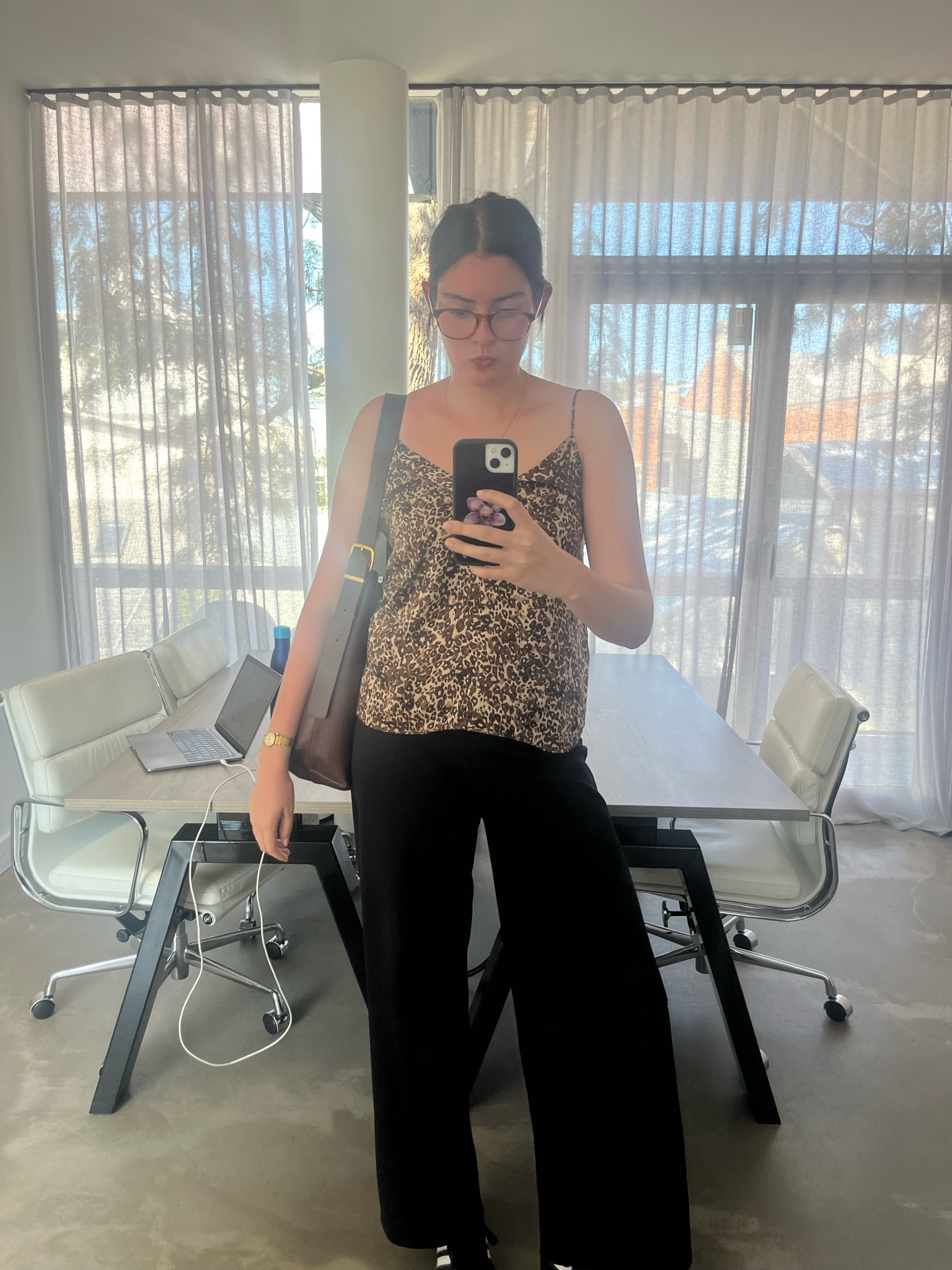Office ootd with the perfect work tote bag 💼 

#LTKaustralia #LTKsummer