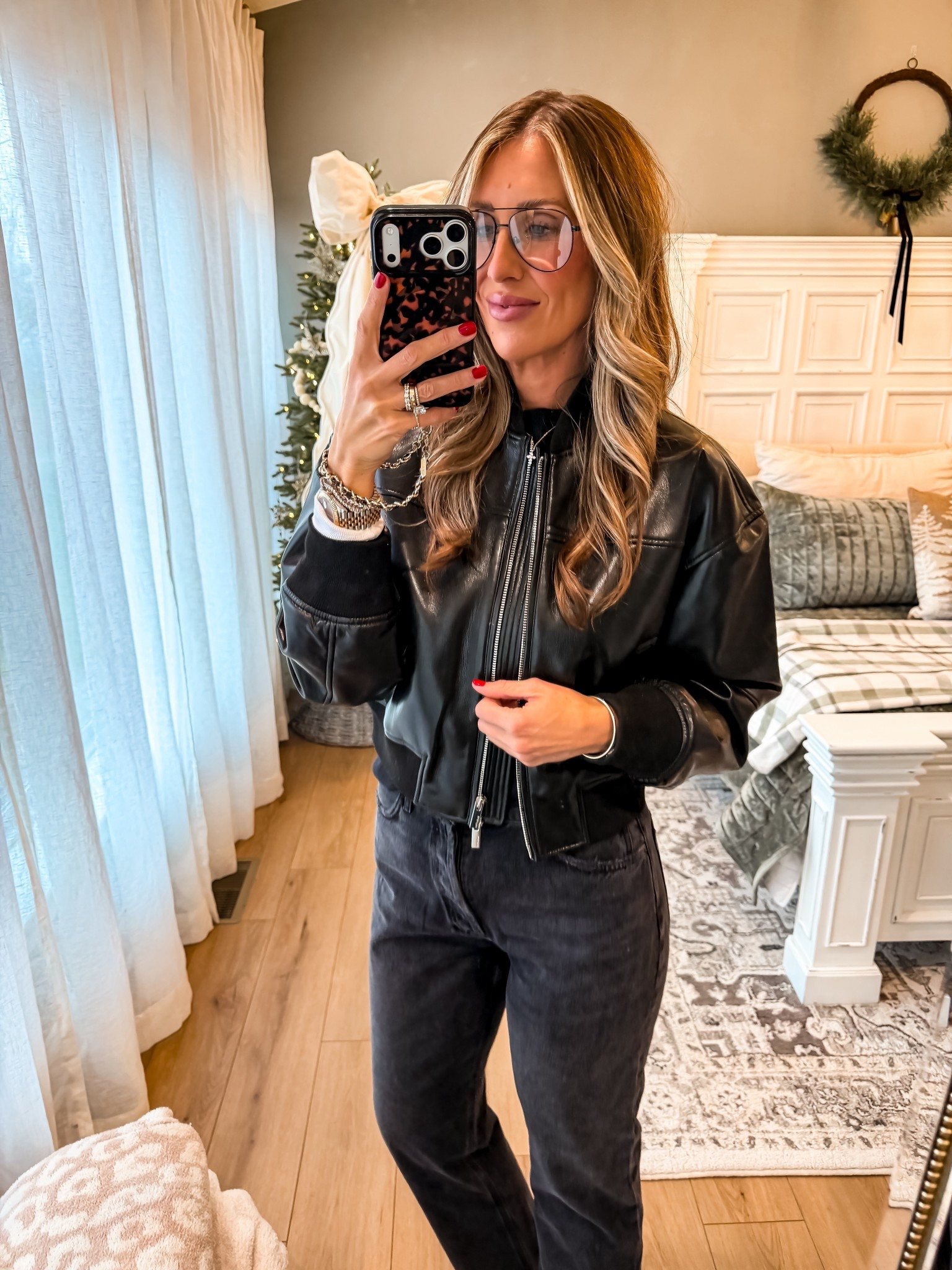 Bomber jacket finally on sale what to buy at the Aritzia sale 

#LTKGiftGuide #LTKOver40 #LTKmomlife