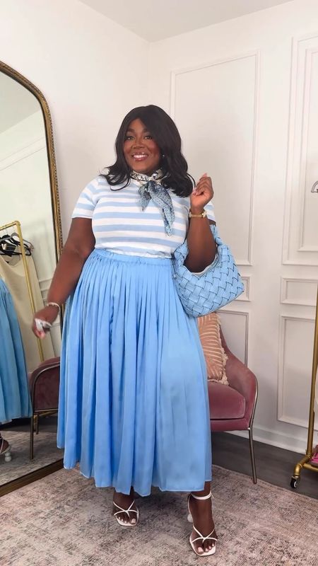 I can’t get over how this look turned out! This is what happens when you style versus just wearing✨

Tee XL
Skirt XXL

Plus Size Fashion, Plus Size Dresses, Plus Size Target Finds, nautical, wedding guest dress, spring fashion, summer trends 

#LTKFindsUnder50 #LTKFindsUnder100 #LTKPlusSize