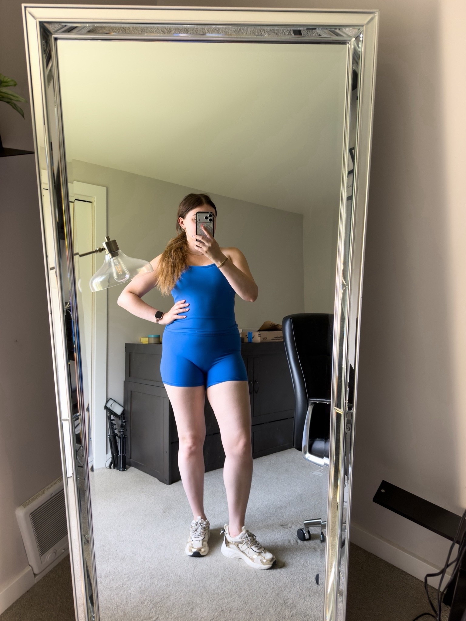 Monday morning workout! I have been obsessed with this blue forever now 💙

#LTKootd #LTKfitnessgoals #LTKMidsize