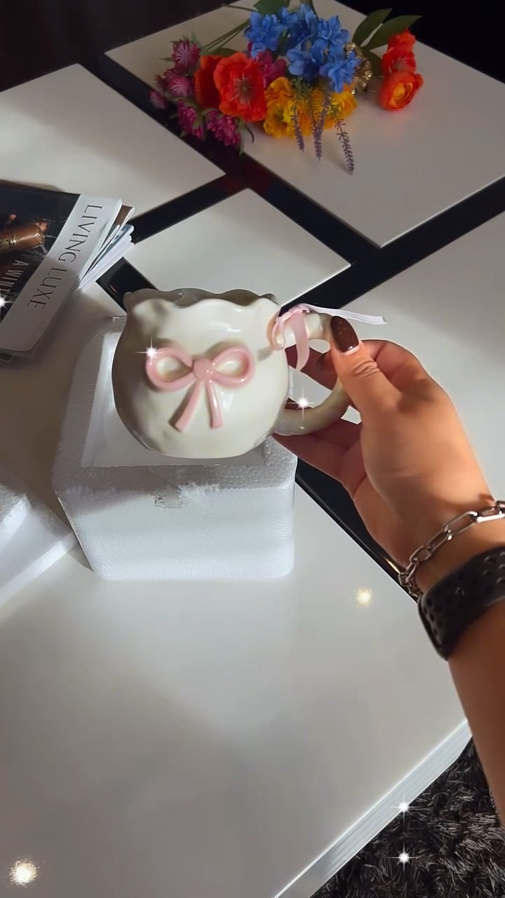 I’m a sucker for cute coffee mugs ☕️✨

#coffeemugs #mugs #sheinhaul #sheinfinds #sheinhome #cutemugs #sheingals

#LTKcanada #LTKgiftguide #LTKbag