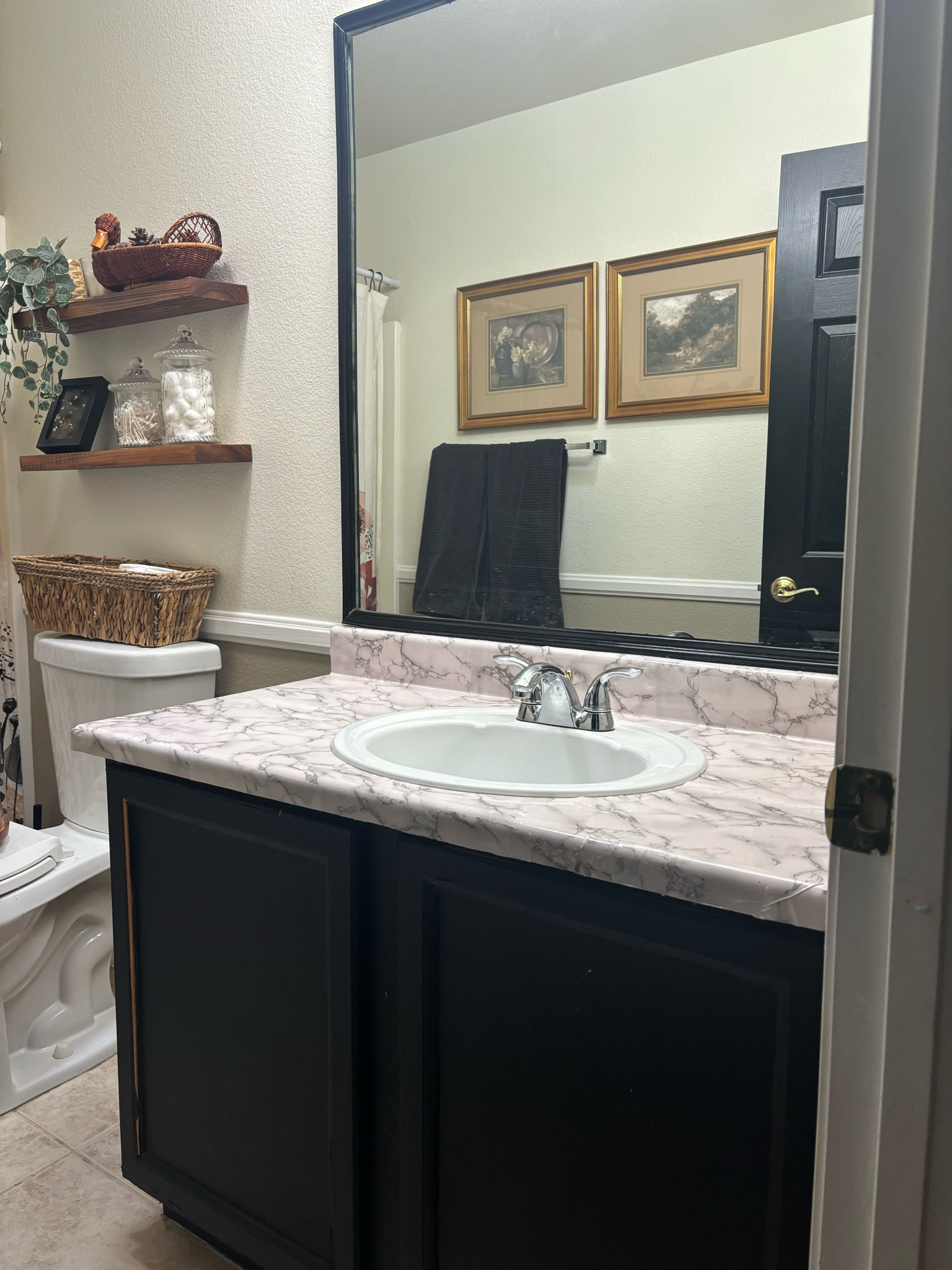 Some renter friendly options to transform your bathroom! 

#LTKfindsunder100 #LTKfindsunder50 #LTKhome