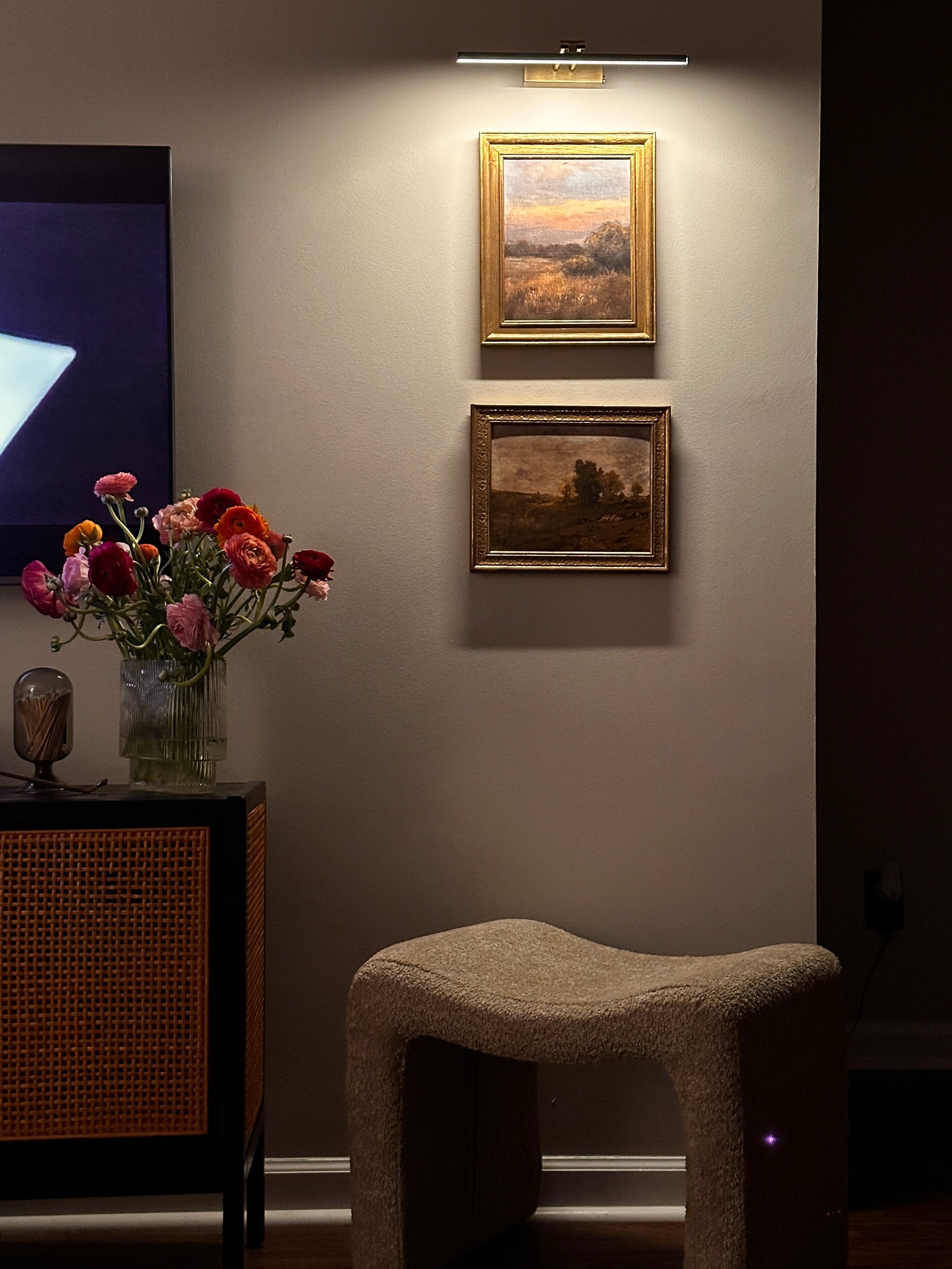 Picture lights are a mood! This has quickly become my new favorite corner of the house. 

Found on Amazon, hardwiring not needed! 


#LTKstyletip #LTKfindsunder50 #LTKhome