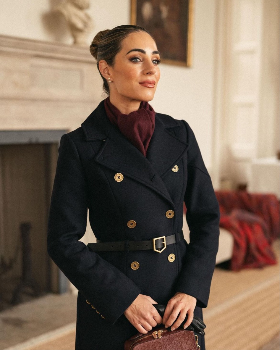 Winter Outfit Inspiration, Burgundy Scarf, Cashmere scarf 

#LTKstyletip #LTKSeasonal #LTKeurope