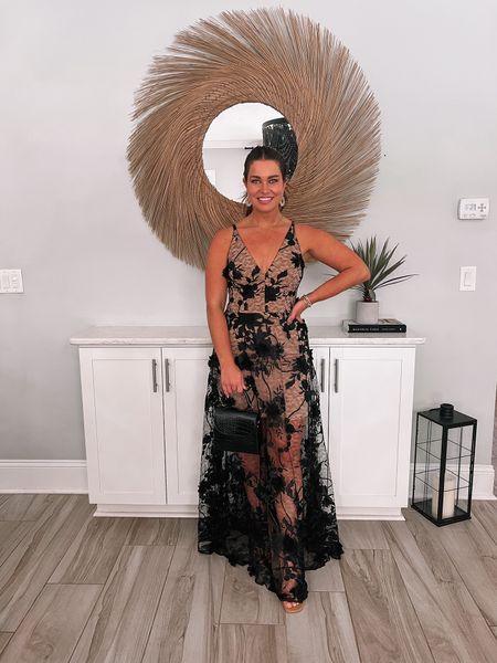 Obsessed with this black and nude wedding guest dress!

#LTKwedding #LTKstyletip #LTKSeasonal