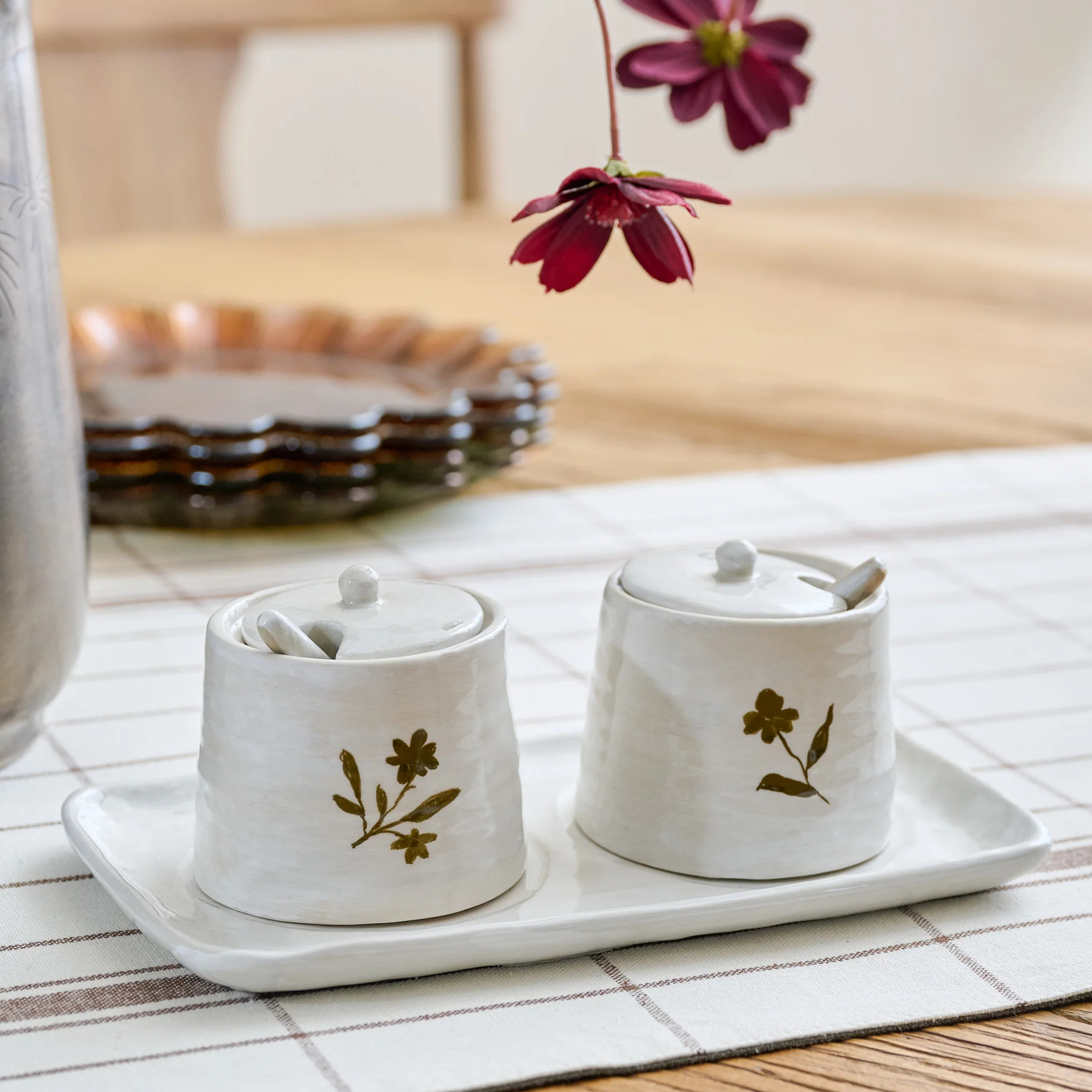 Eliana Floral Ceramic Salt + Pepper Set | Magnolia