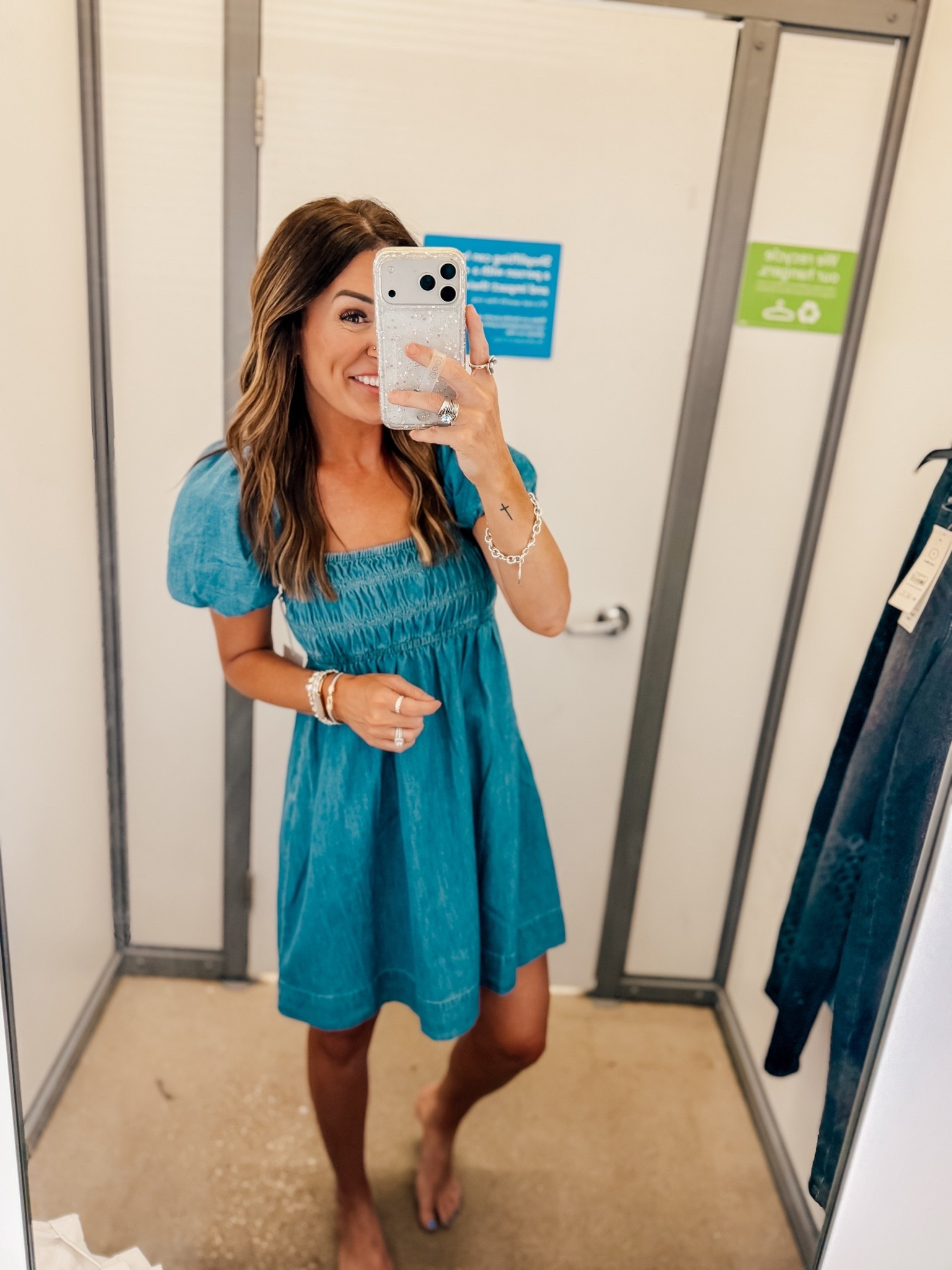 On clearance today for $14! Such a great staple I’m wearing an XS!

#LTKdayinmylife #LTKgrwm #LTKootd