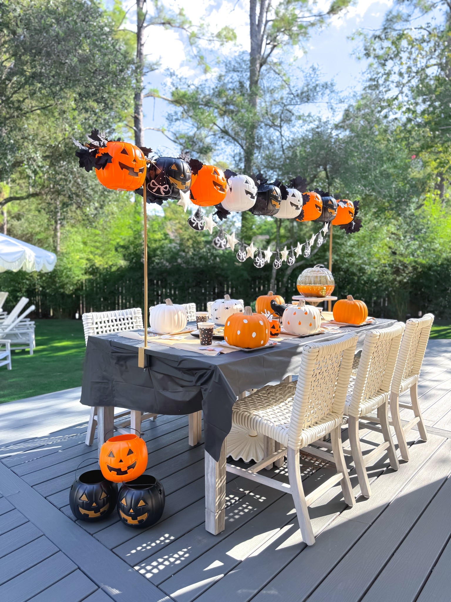 Halloween Pumpkin Painting Party

#LTKFamily #LTKHalloween #LTKParties