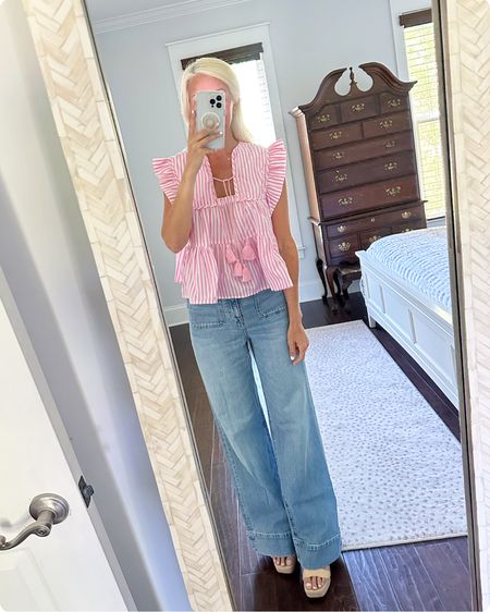 Lunch Look. 🩷 Bubblegum Stripe Baby Doll Top has such a fun swing. Runs big. I sized down to an XS. I really need to get these in another color too, so I don’t wear them out. On major repeat these days! And my wedges are true to size and on sale! @shopmille #shopmille