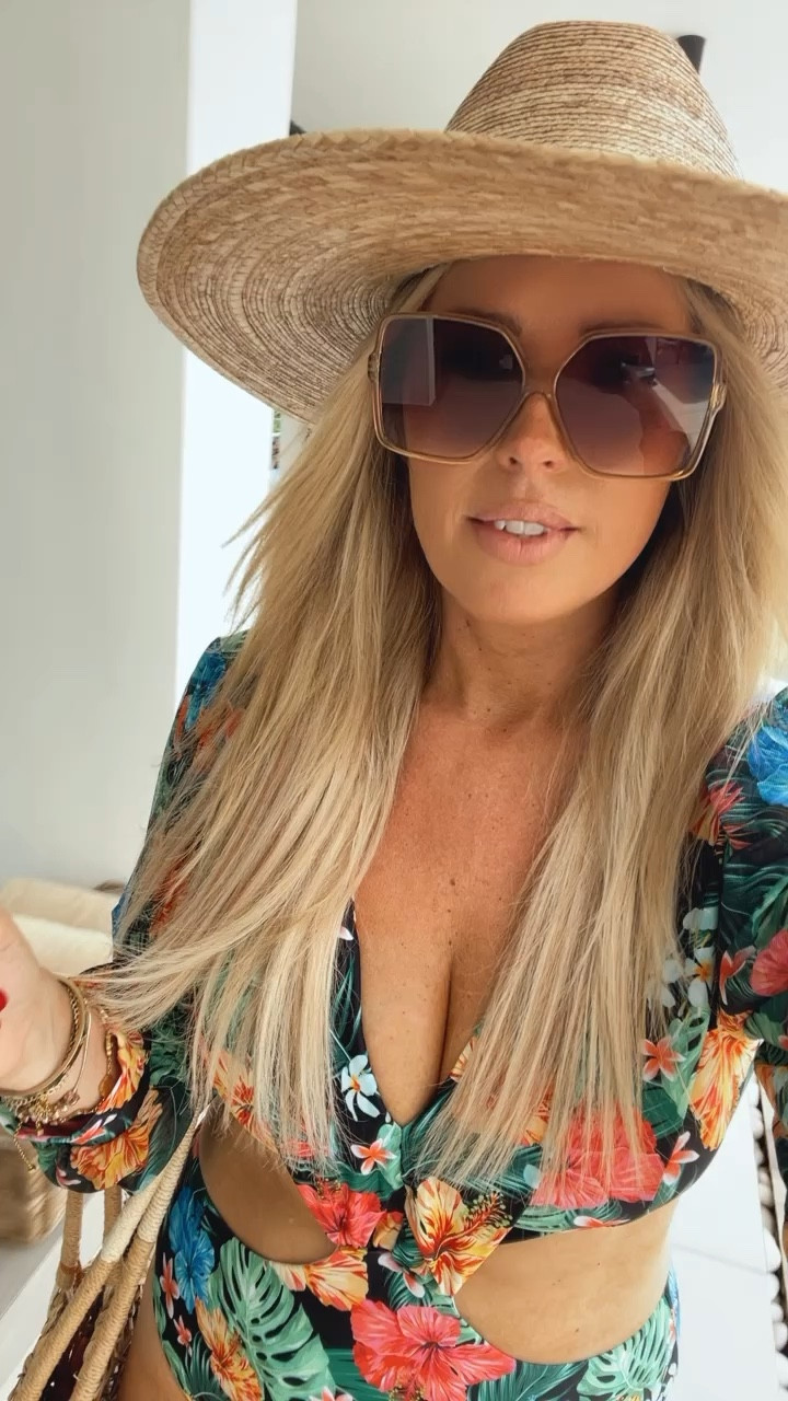 
Swimsuit. Rashguard. Beach vacation. Swim. Beach hat. Beach bag.  #ltkvideo #ltkswim #ltksummersales

#LTKSummerSales