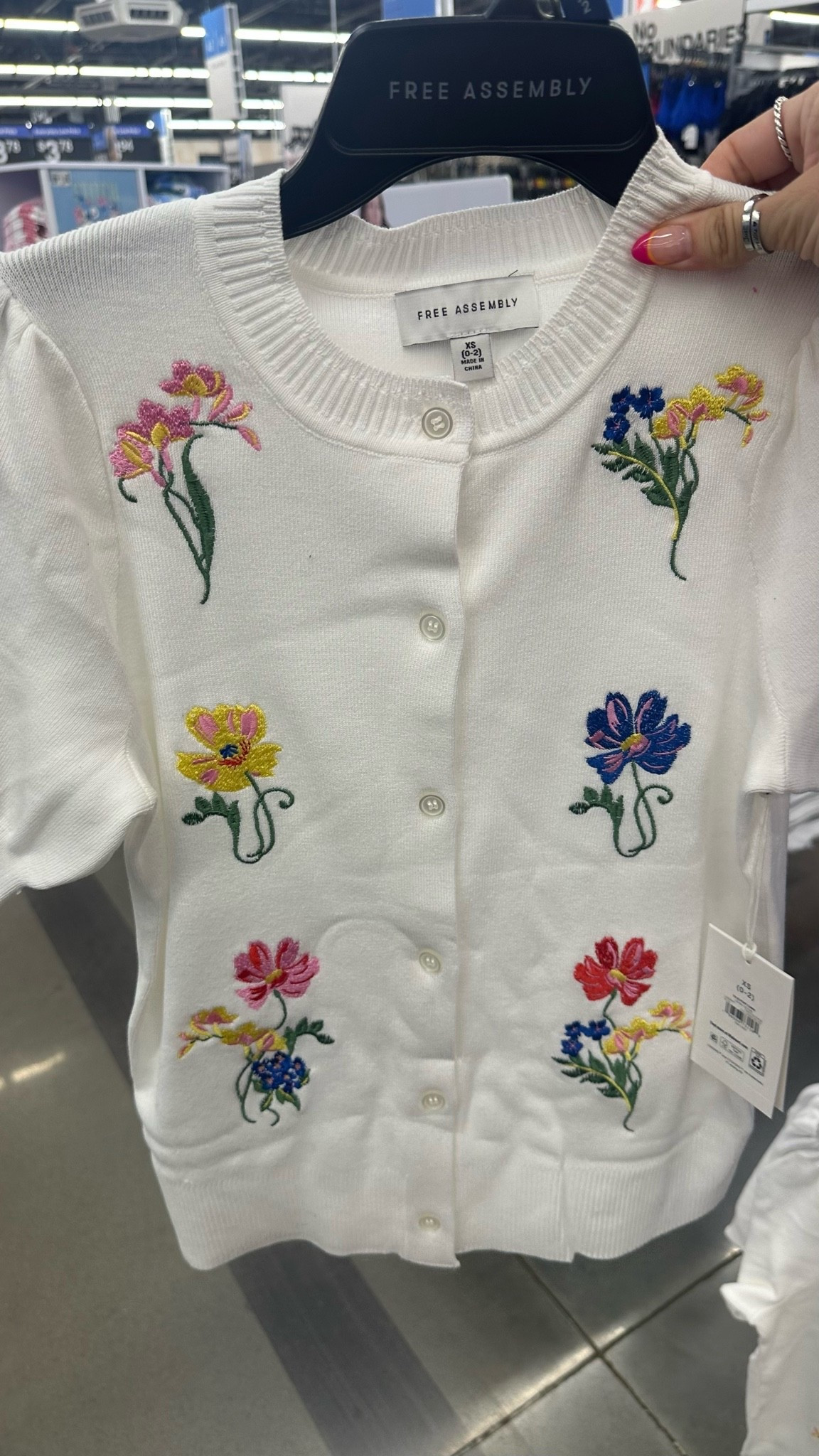 Walmart sweater, spring fashion

#LTKootd #LTKdayinmylife #LTKgrwm