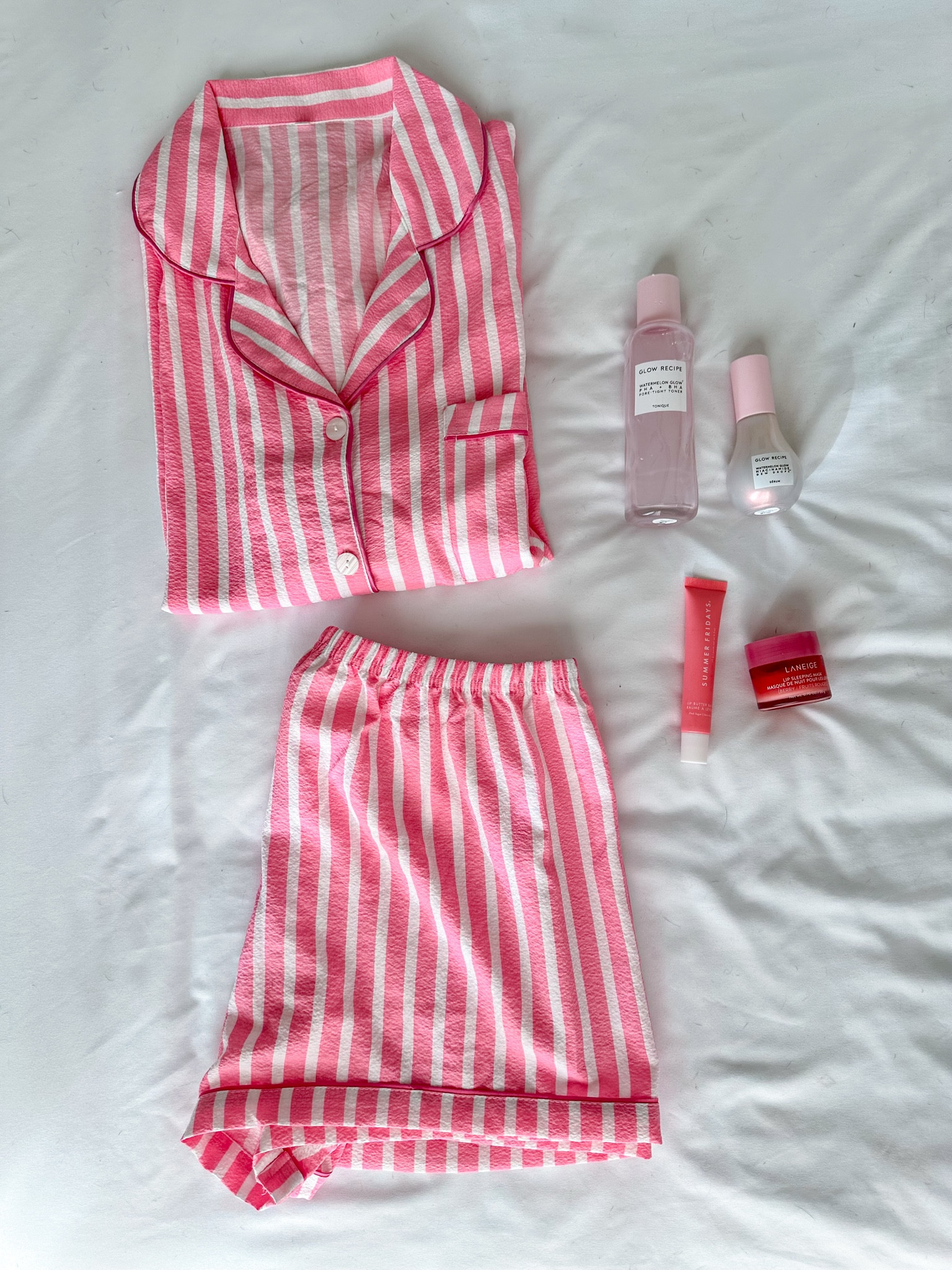 It’s a pink day 💖🎀

pink pajamas, loungewear, sleepwear, skincare 

#LTKMostLoved #LTKBeauty #LTKSaleAlert