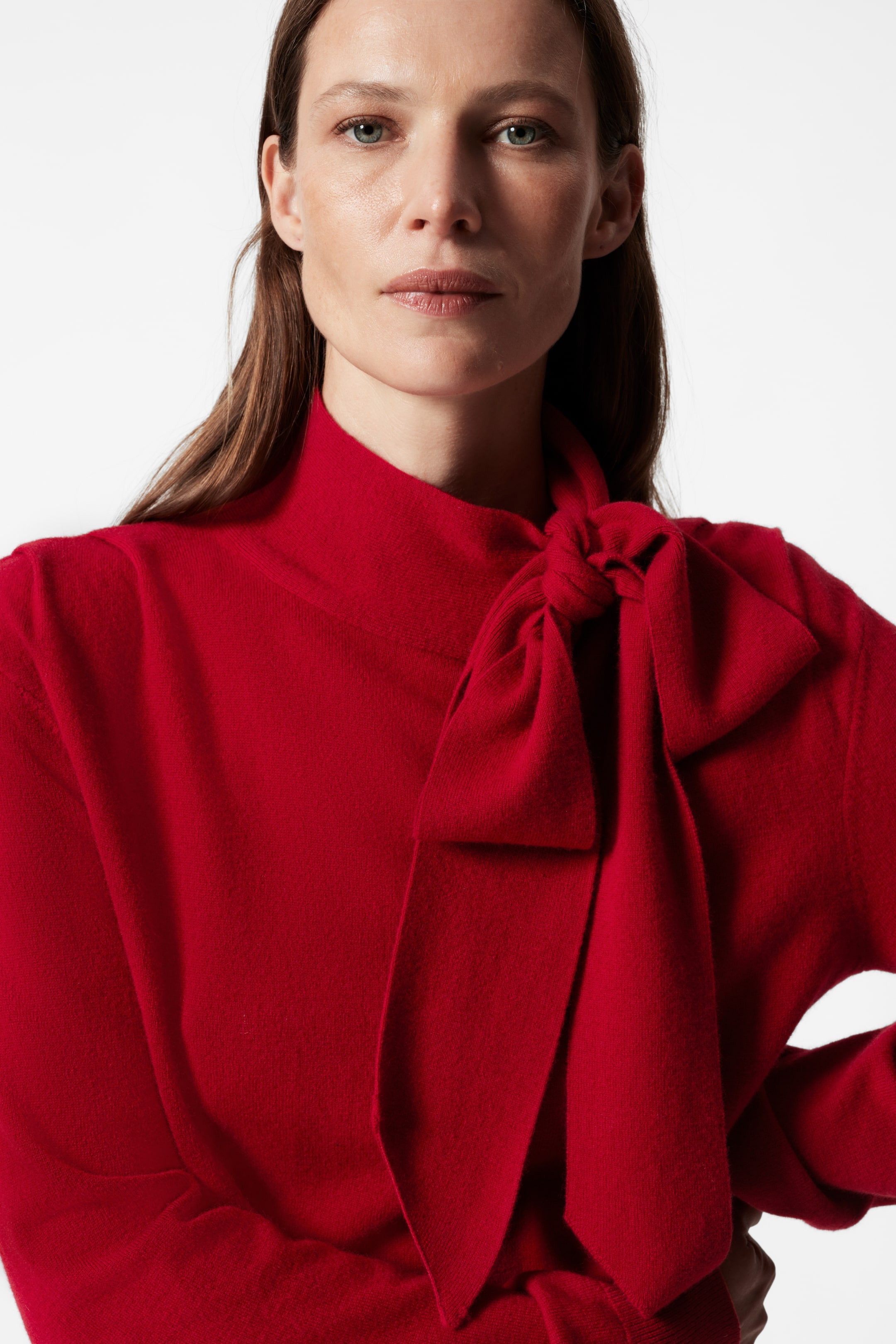 Minikleid aus Merinowolle mit Schleife | H&M (DE, AT, CH, NL, FI)