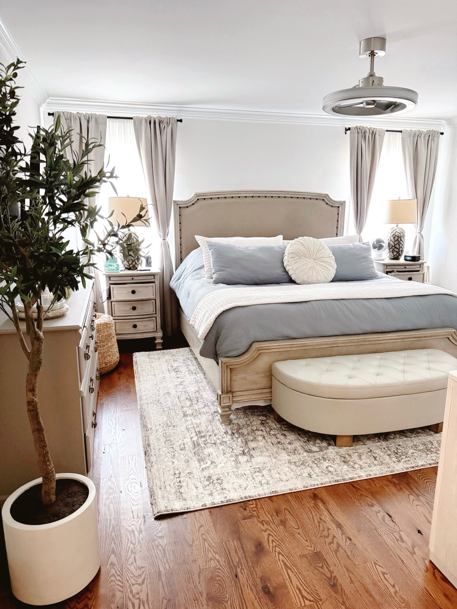 Our Primary Bedroom 🩵

Home, bedrooms, neutral bedroom, bedding, home decor 

#LTKStyleTip #LTKSaleAlert #LTKHome