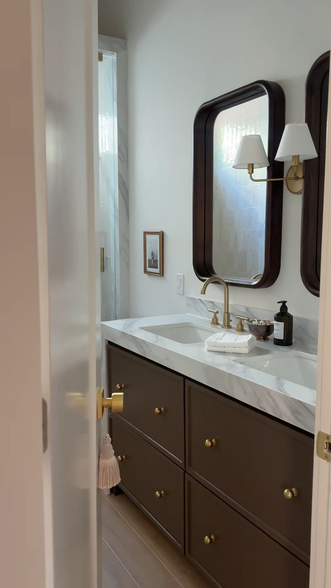Guest bathroom

#LTKHome