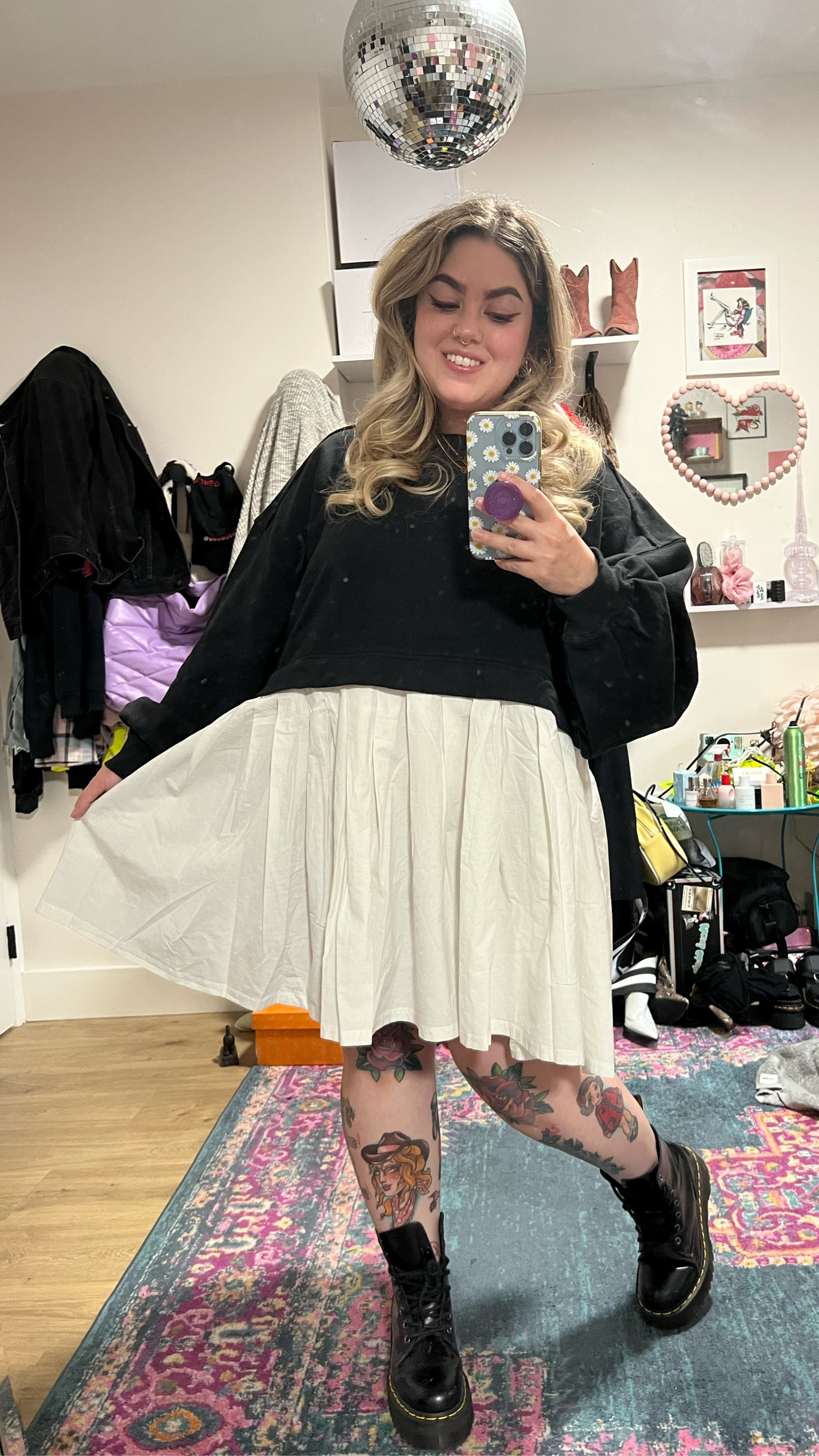 So excited free people made this Eleanor sweatshirt/dress in black!🖤

#LTKworkwear #LTKmidsize #LTKstyletip