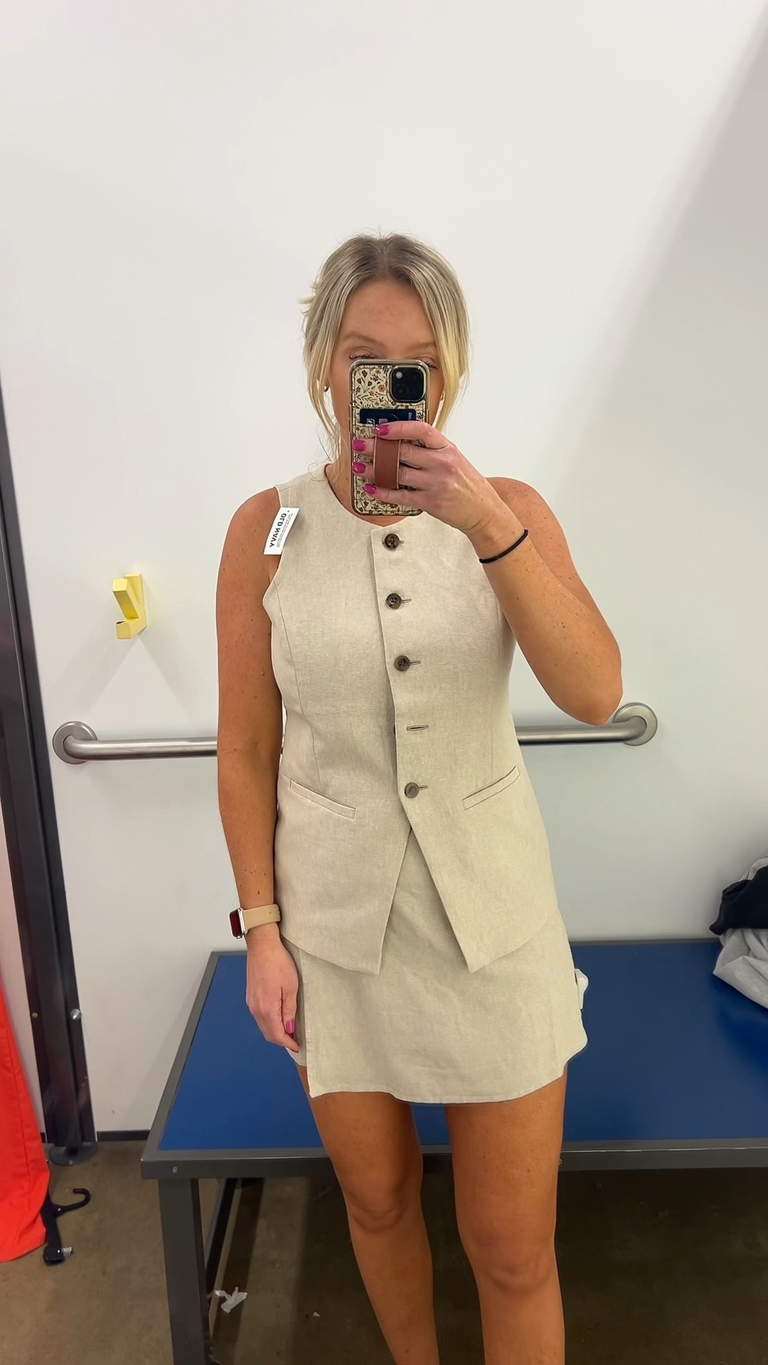 OLD NAVY TRY ON HAUL✨ 

Old navy can be a hit or miss for me but WOW right now they have sooooo many good things for spring / summer! I couldn’t believe how much of it I loved! 

#momstyleoutfits #momsover30 #casualoutfits #dressesforwomen #oldnavyhaul #oldnavyfinds #oldnavytryon

#LTKFindsUnder100 #LTKSeasonal #LTKFindsUnder50