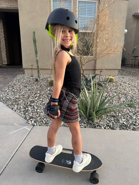 The girls LOOOVE their electric skateboards and I’m impressed by how quickly they caught on. 🤩 