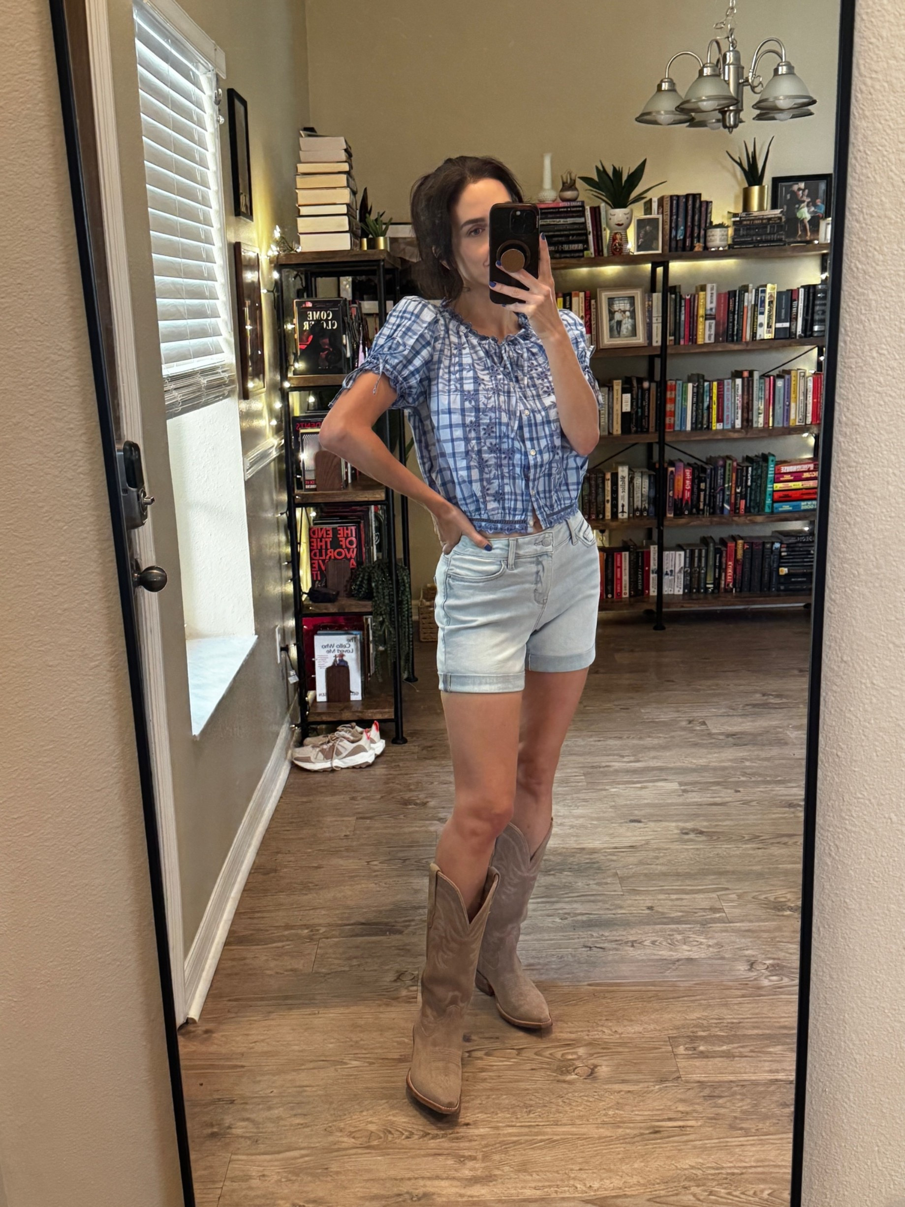 Top size XS (I sized down)
Shorts size 2 (TTS)

#walmart #walmartfashion

#LTKSaleAlert