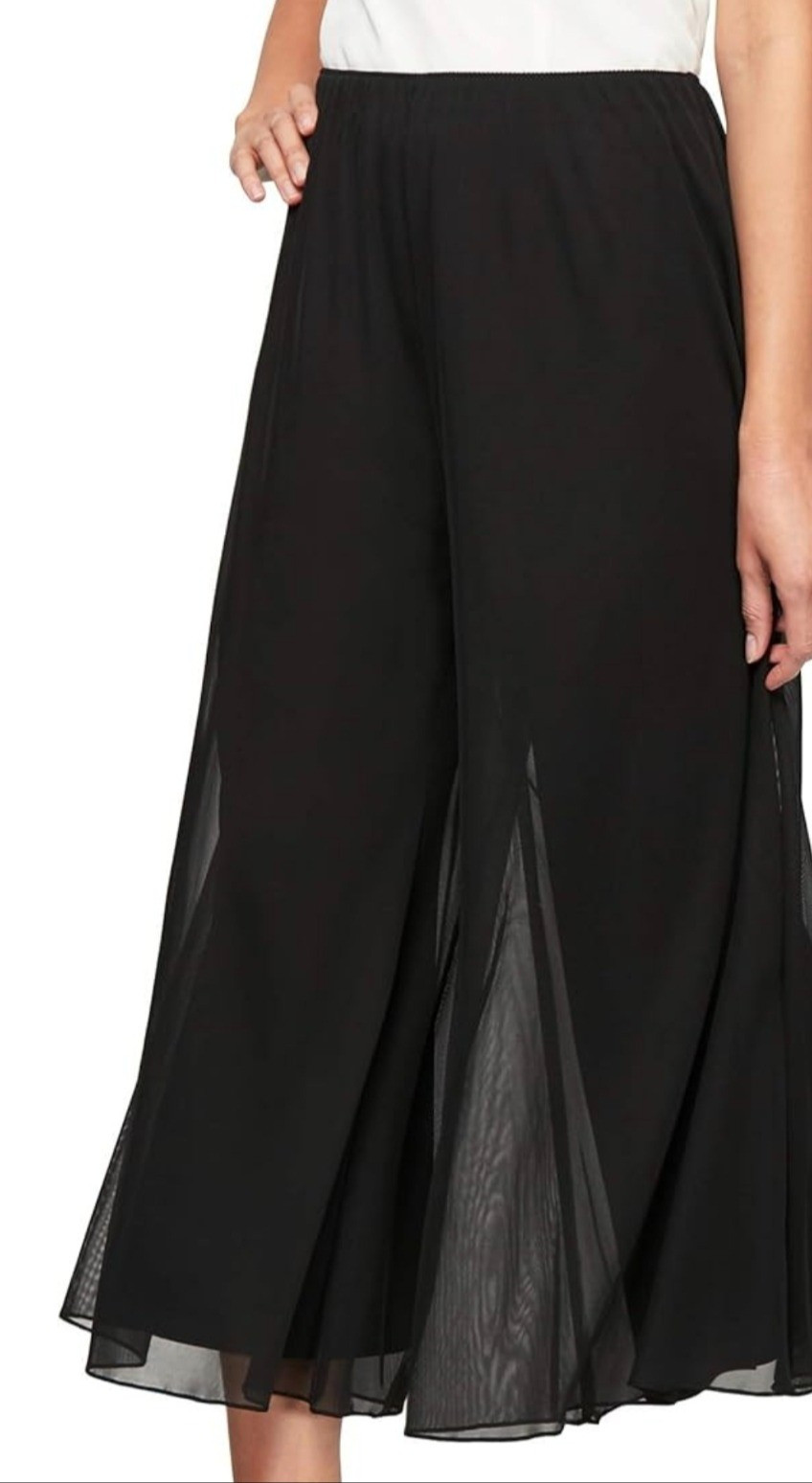 Petite black evening dress pants. Amazon para bajitas.

#LTKPetite #LTKMidsize