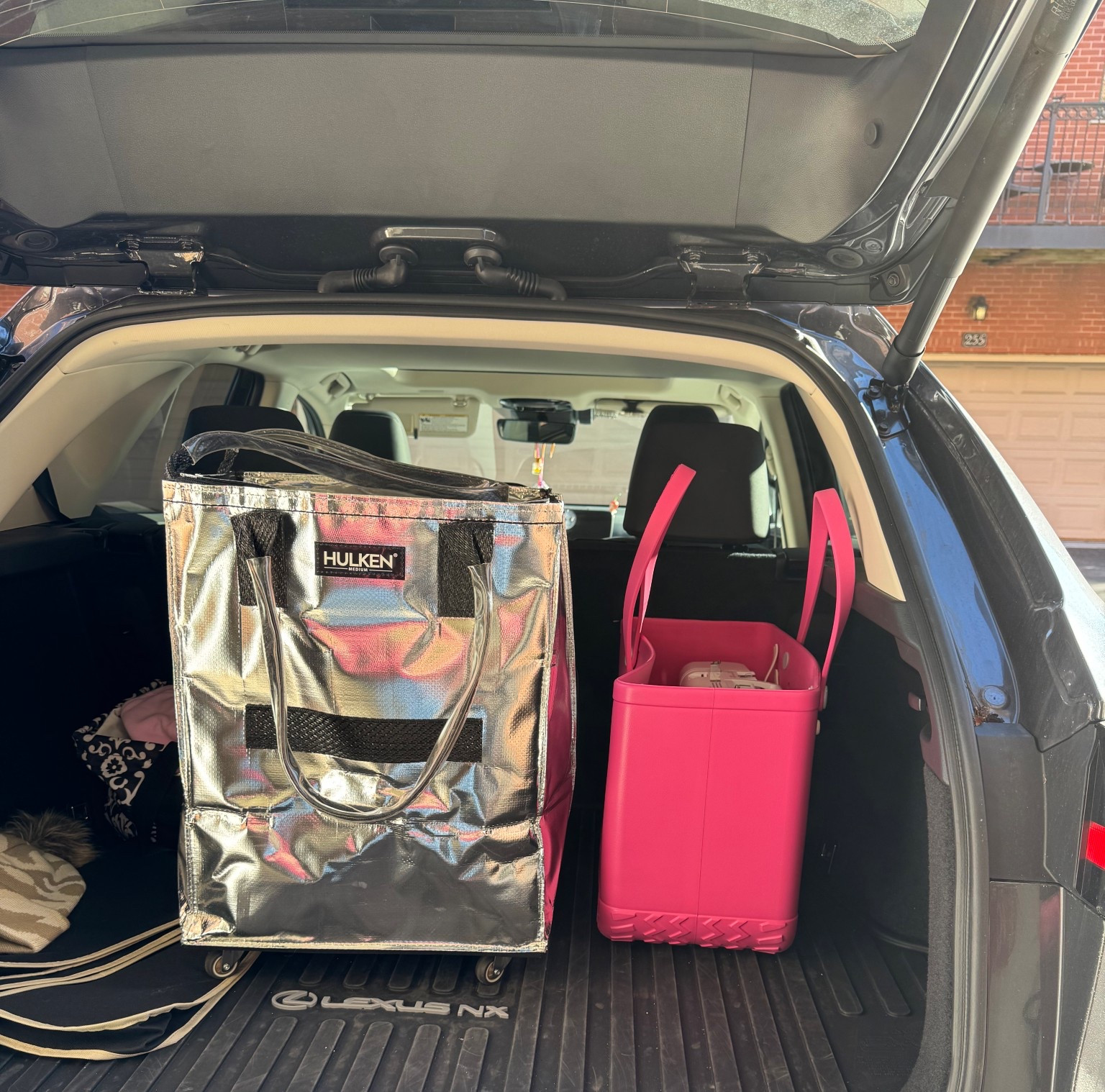 Pop-up bag essentials 

#LTKvlog #LTKCyberWeek #LTKdayinmylife