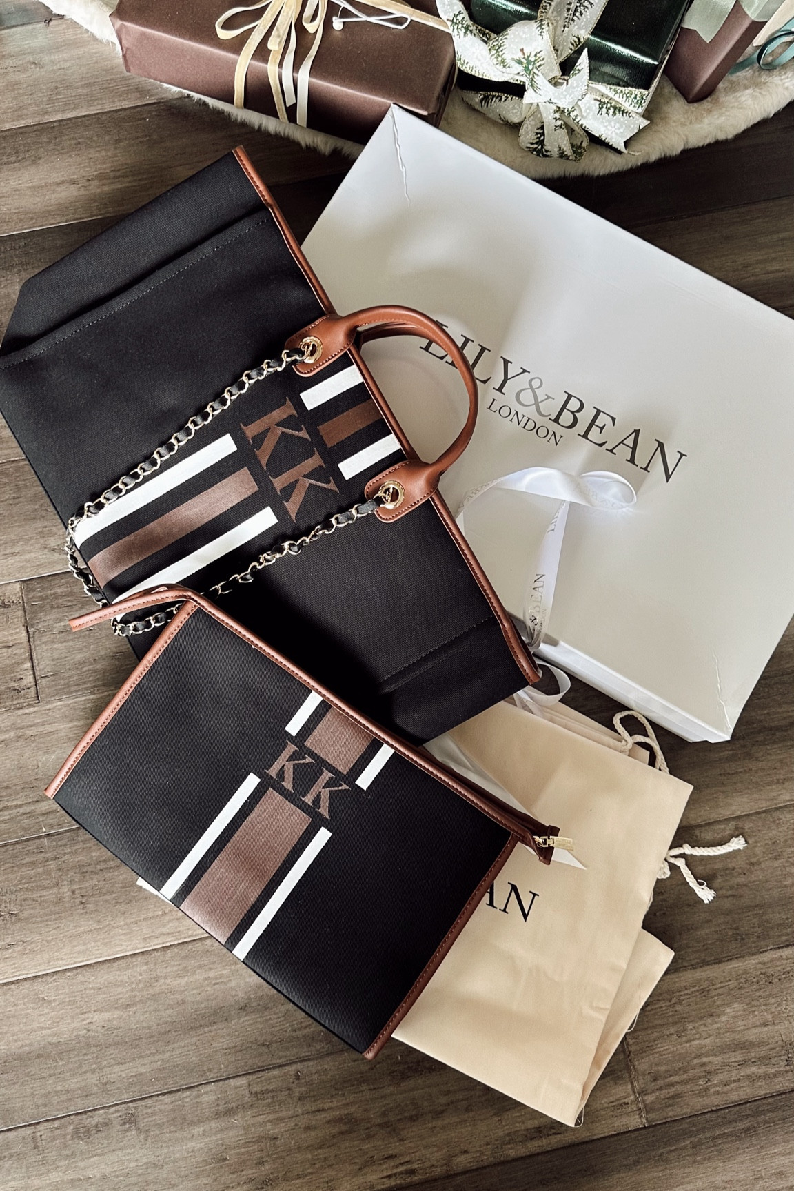 The most perfect gifts for the season. I’m obsessed with mine. Forever and ever a fan of this brand. #LTKgiftguide #LTKitbag #LTKseasonal #LTKsalealert

#LTKitbag #LTKGiftGuide #LTKHoliday