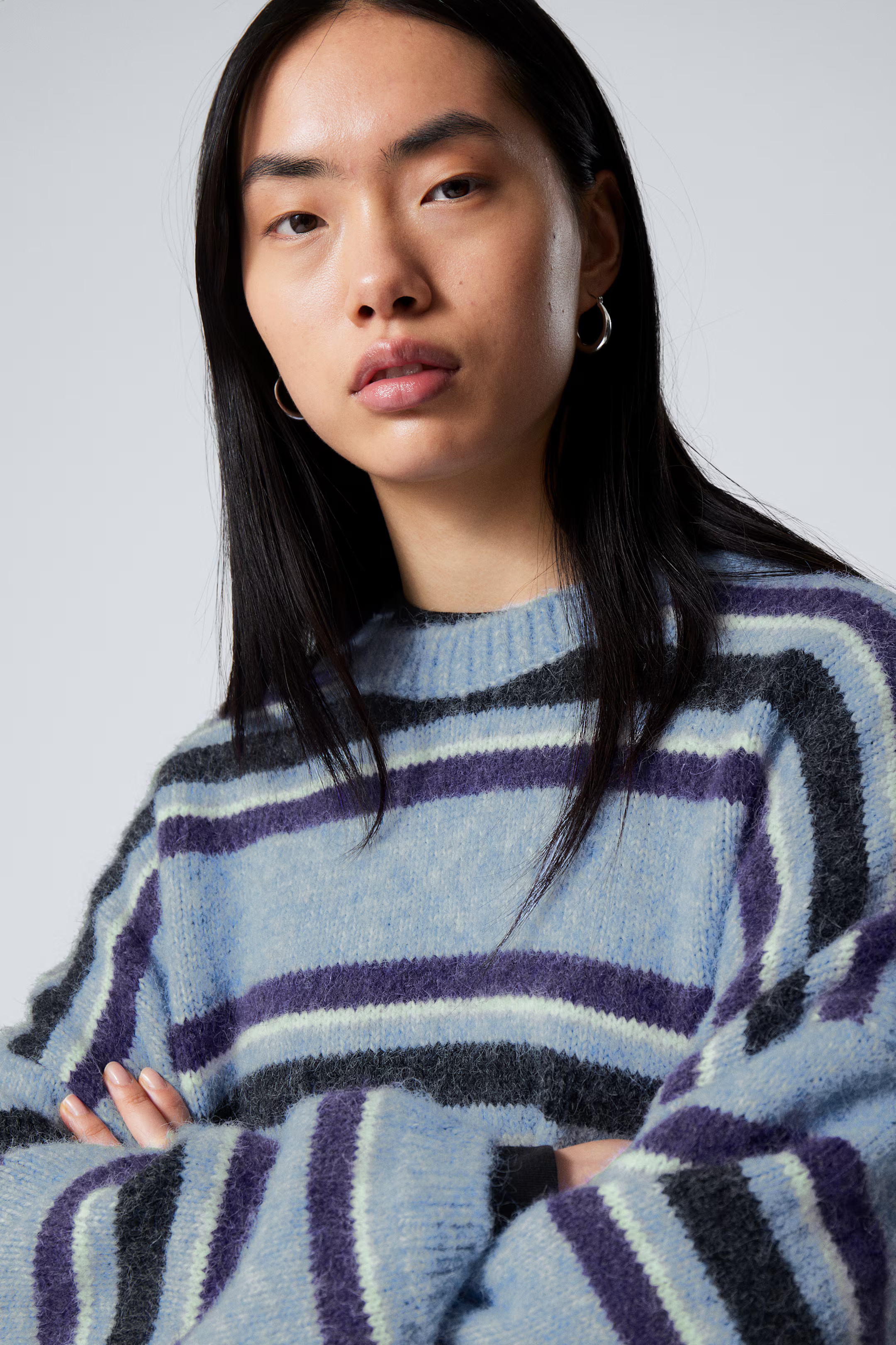 Locker geschnittener graphischer Strickpullover | H&M (DE, AT, CH, NL, FI)