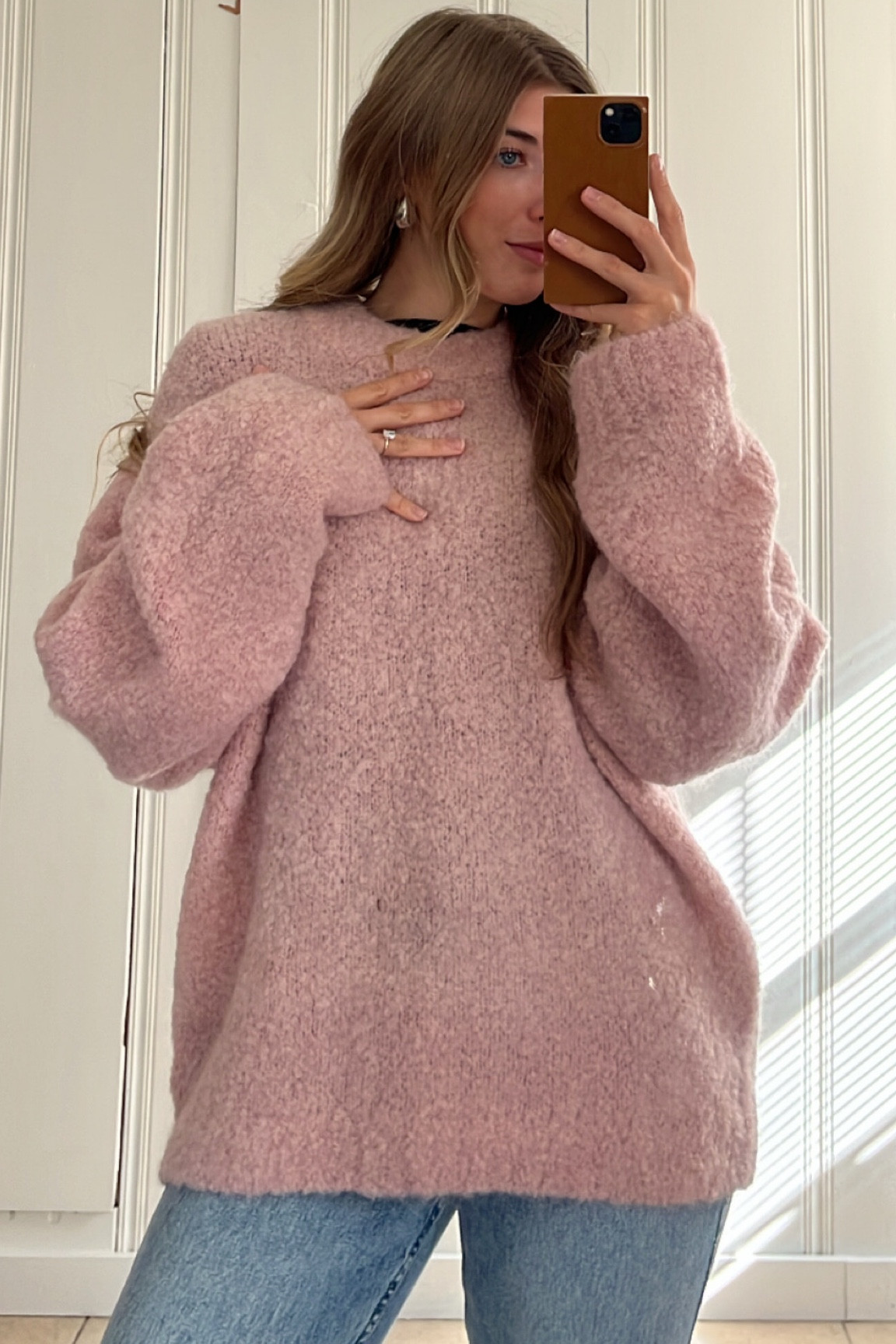The designer sweater that’s not designer 💁🏼‍♀️
