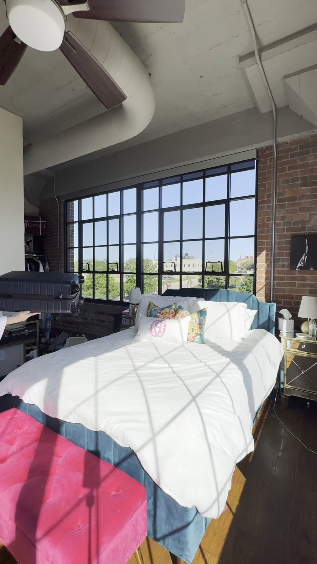 En Route to another amazing Chicago Weekend!!

#LTKTravel #LTKOver40 #LTKHome