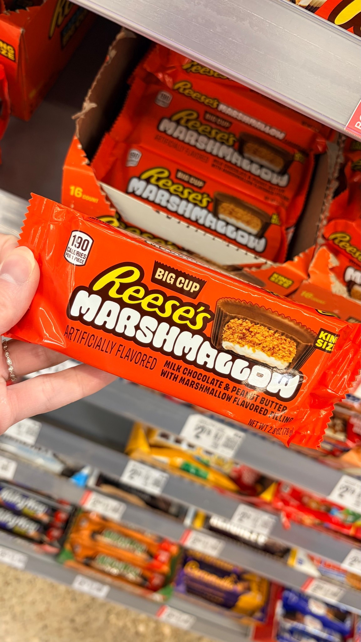 Reese’s and marshmallows… I’ll take the whole box please 

#LTKfoodie
