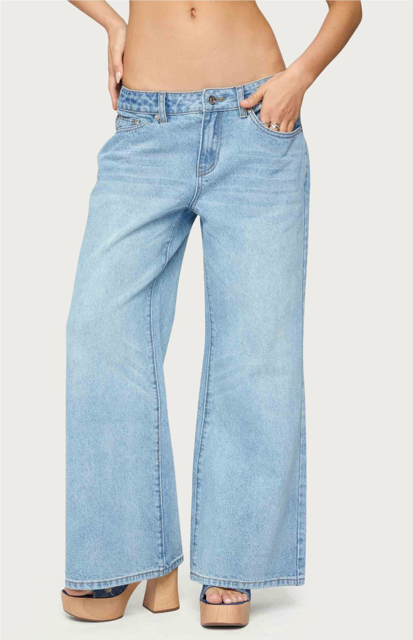 Edikted Women's Petite Low Rise Wide Leg Jeans in Light Blue - Size XS | PacSun