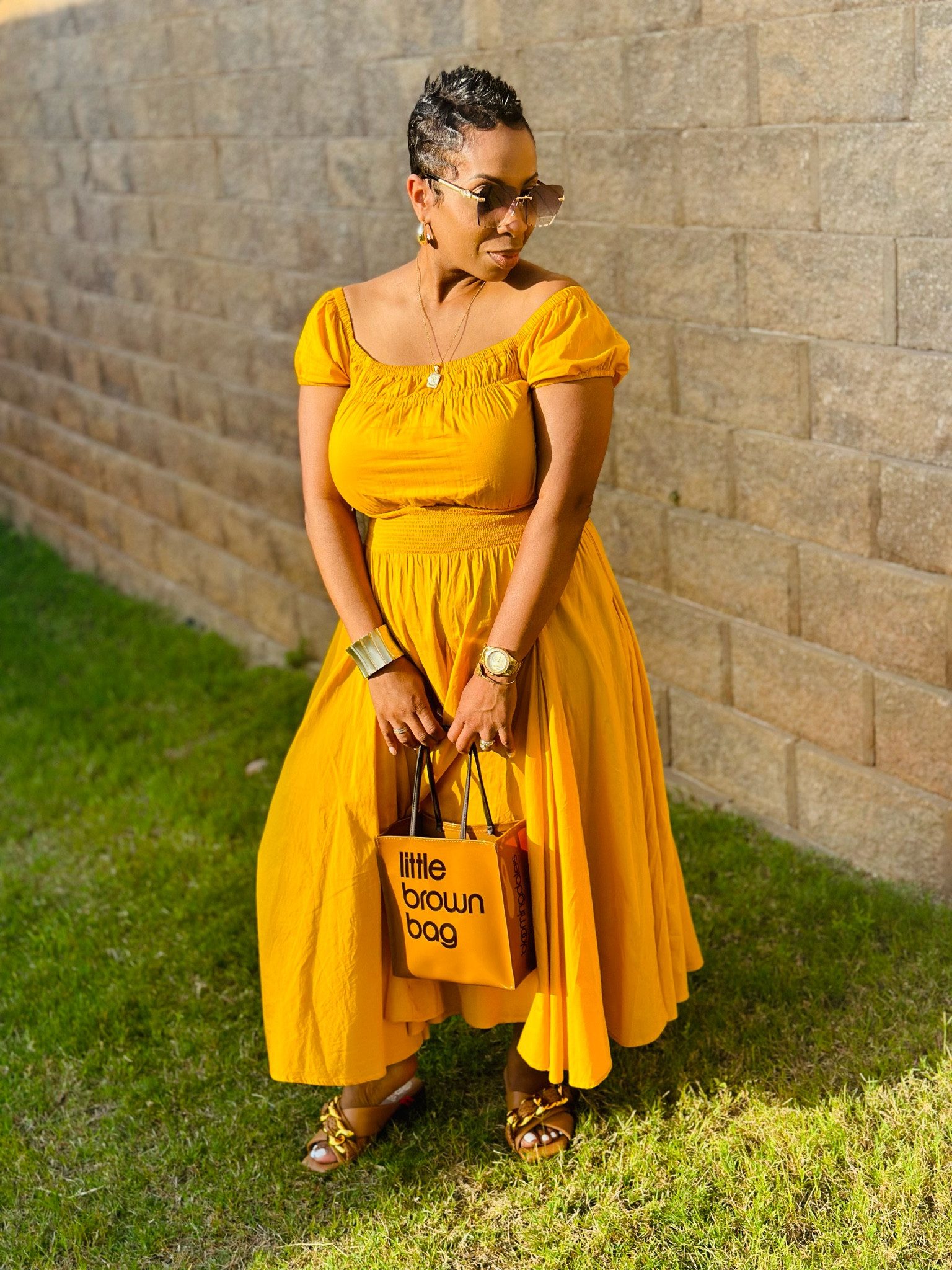 A Little Colour 🧡 Wearing a size Medium. One to add to your summer dress collection .


#LTKSeasonal #LTKU #LTKOver40