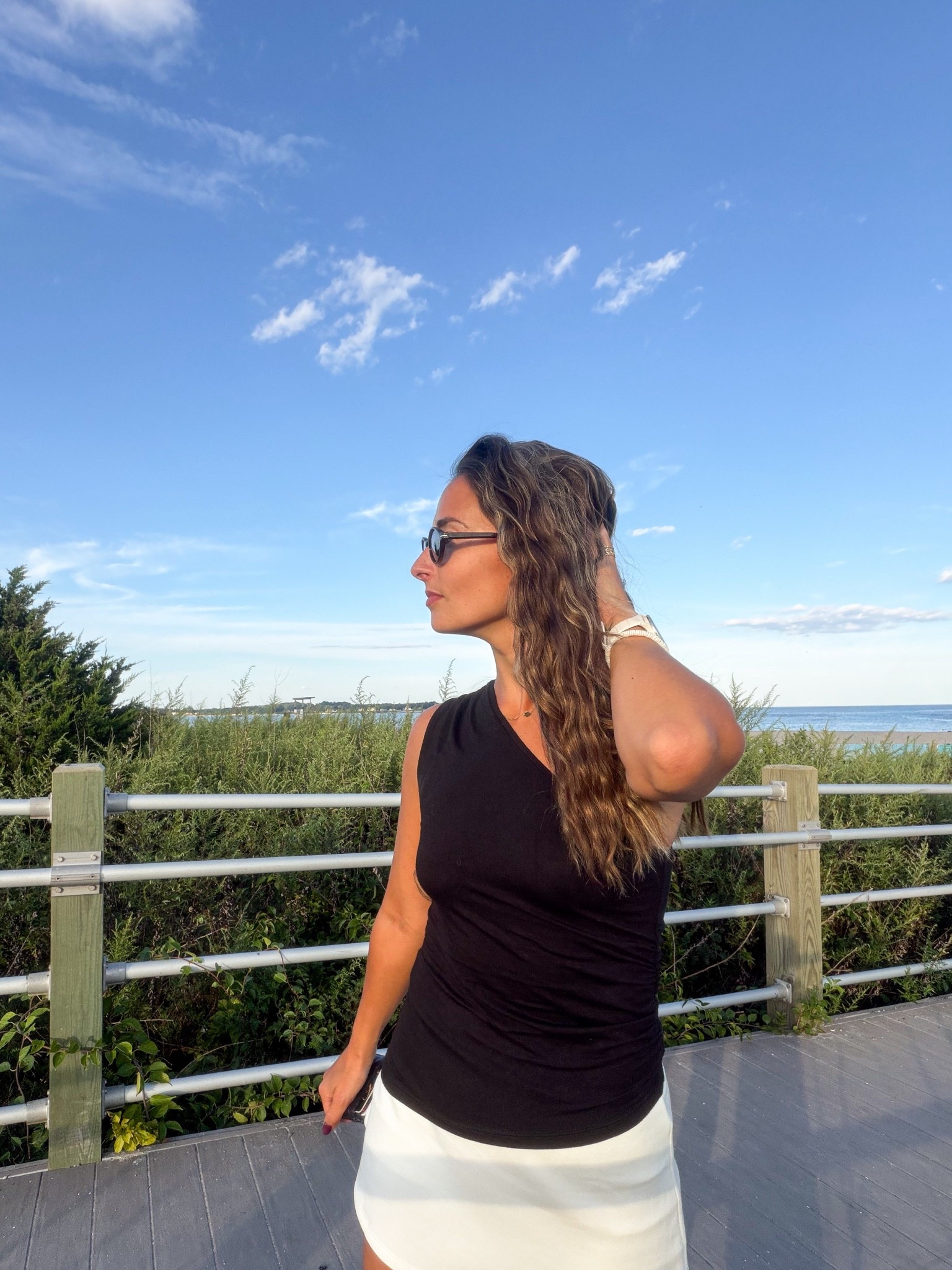 Can’t go wrong with black and white! Love this one shoulder top, perfect to dress up and the material is so so soft.

#LTKootd #LTKdayinmylife #LTKSeasonal