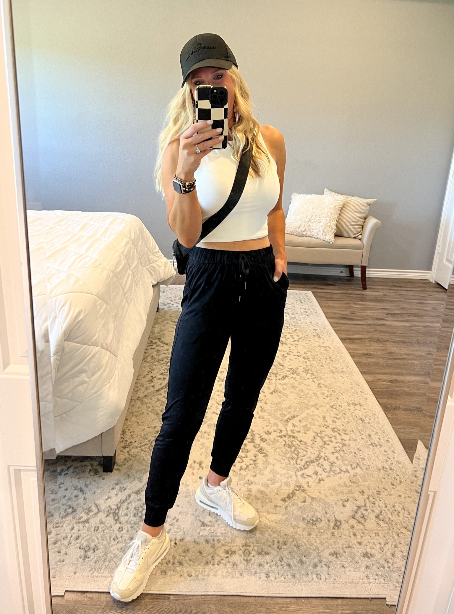 POV: you’re obsessed with Lululemon joggers and found some on Amazon that look and feel exactly like Lulu!

These are legit. Thank me later.

Wearing a small

#amazonfashion #allamazon #amazonfinds #amazonfashion #amazon #lululemon #amazonmusthaves #amazonprime #amazonfashionfinds #lululemonleggings #lululemonbeltbag #lululemondupes #lululemondupeshorts #lululemondupesamazon #lululemondupejacket

#LTKFind #LTKfit #LTKstyletip