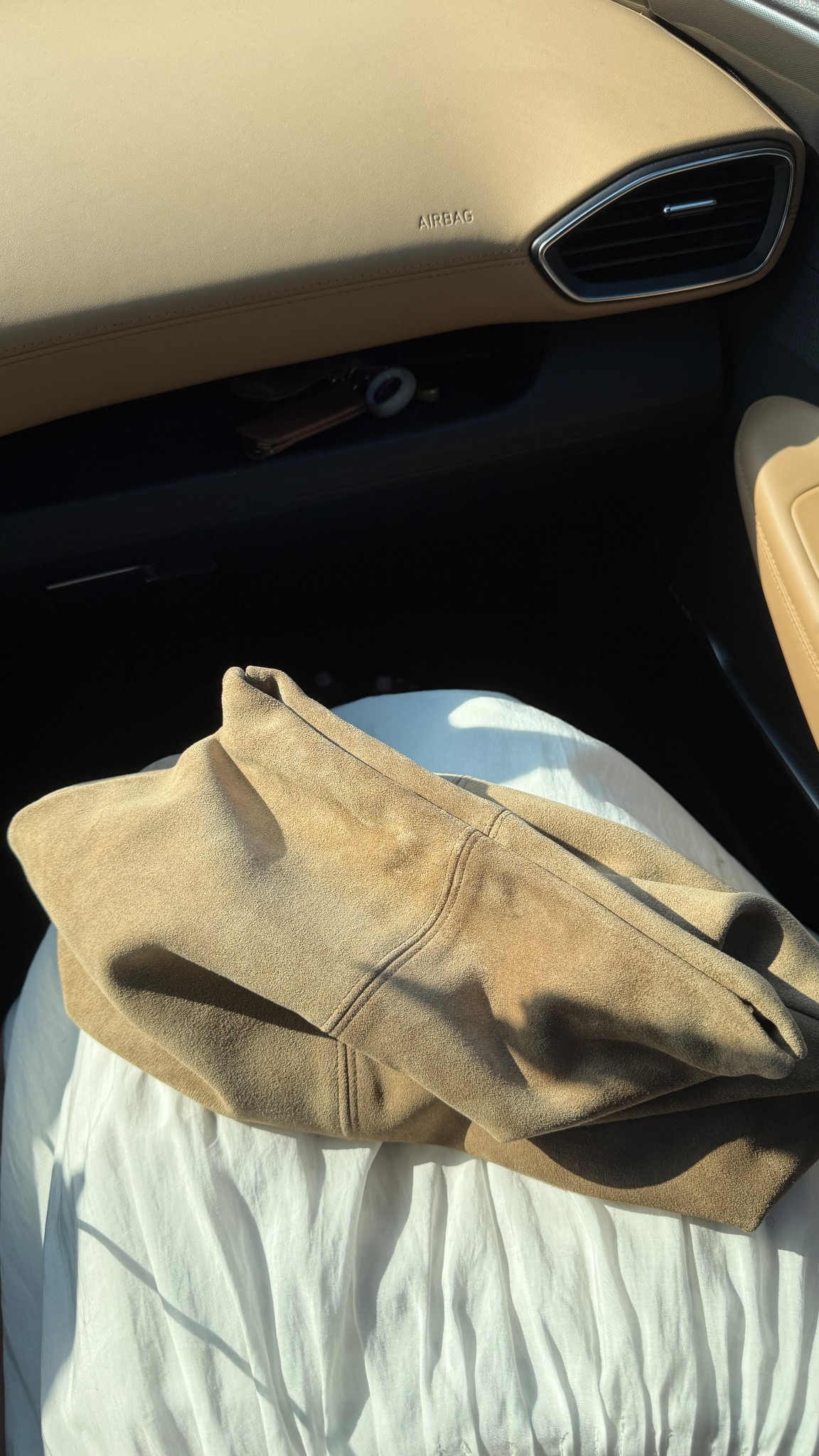 Suede in the spring?! Yes! 

dumpling bag // clutch // dinner // evening 

#LTKSeasonal #LTKItBag #LTKStyleTip