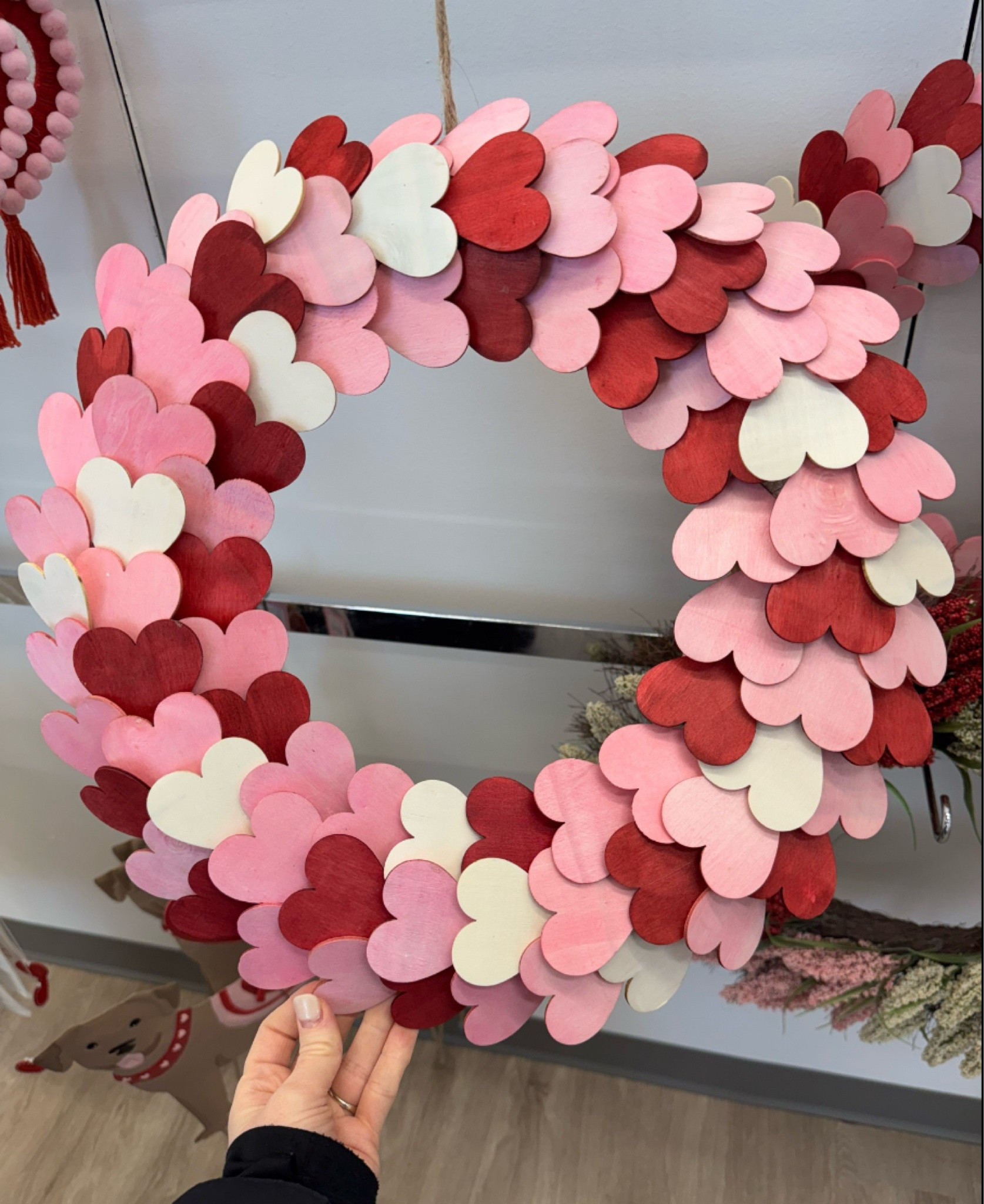 Valentine’s Day wreath! #valentinesday #homedecor #wreath #heartdecor #holidaydecor



#LTKHome #LTKSeasonal #LTKSaleAlert
