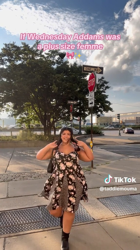 Wednesday adams type of outfit 🖤

#LTKMidsize #LTKPlusSize #LTKFindsUnder100