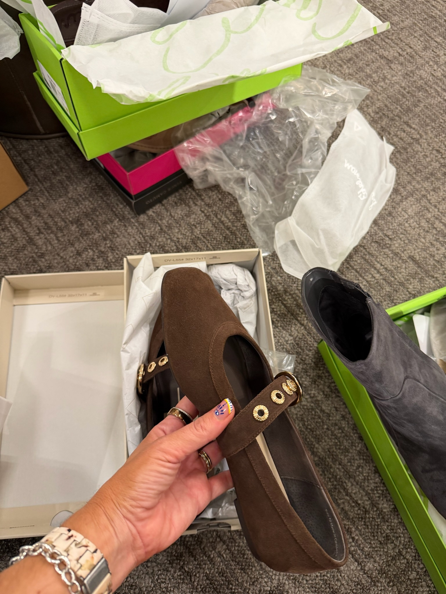The cutest work shoe!

Nordstrom Sale finds 🤍 Wearing a size 8/M in the tops and bottoms. Size 29 in all of the jeans, except the Levi’s (I sized up to a 30).

Nordstrom Sale, Nordstrom Anniversary Sale, workwear, midsize fashion, midsize fall outfits, easy outfit ideas, fall outfit inspiration, OOTD, casual style, office outfits, denim, wardrobe staples

#LTKSaleAlert #LTKSeasonal #LTKOver40