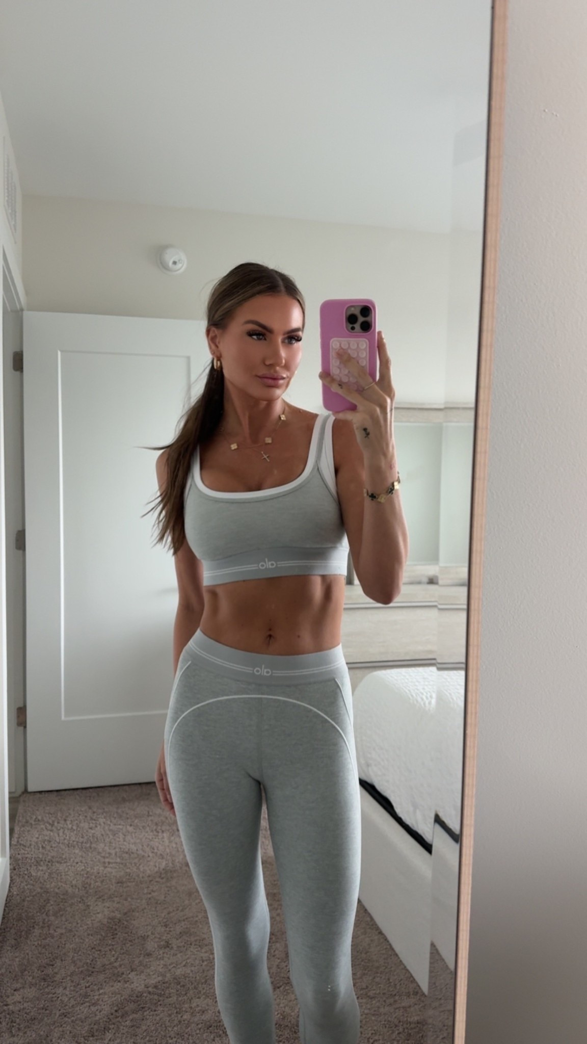 last day to shop 30% off Alo #AloYoga #Alo

#LTKGiftGuide #LTKSaleAlert #LTKActive