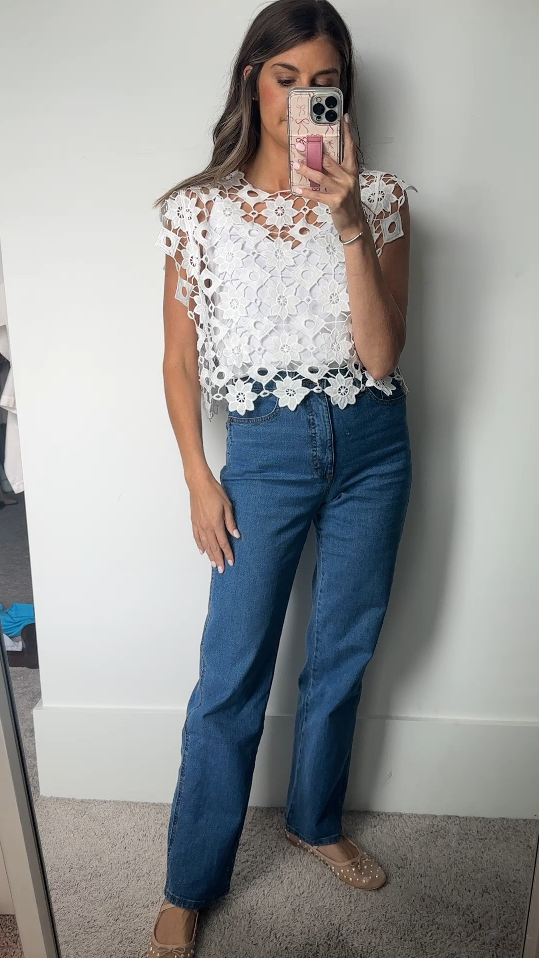 Major outfit repeater !! 
Top is one size fits all 
Jeans in a size 4 
Shoes TTS 

#LTKFindsUnder50 #LTKFallSale #LTKVideo