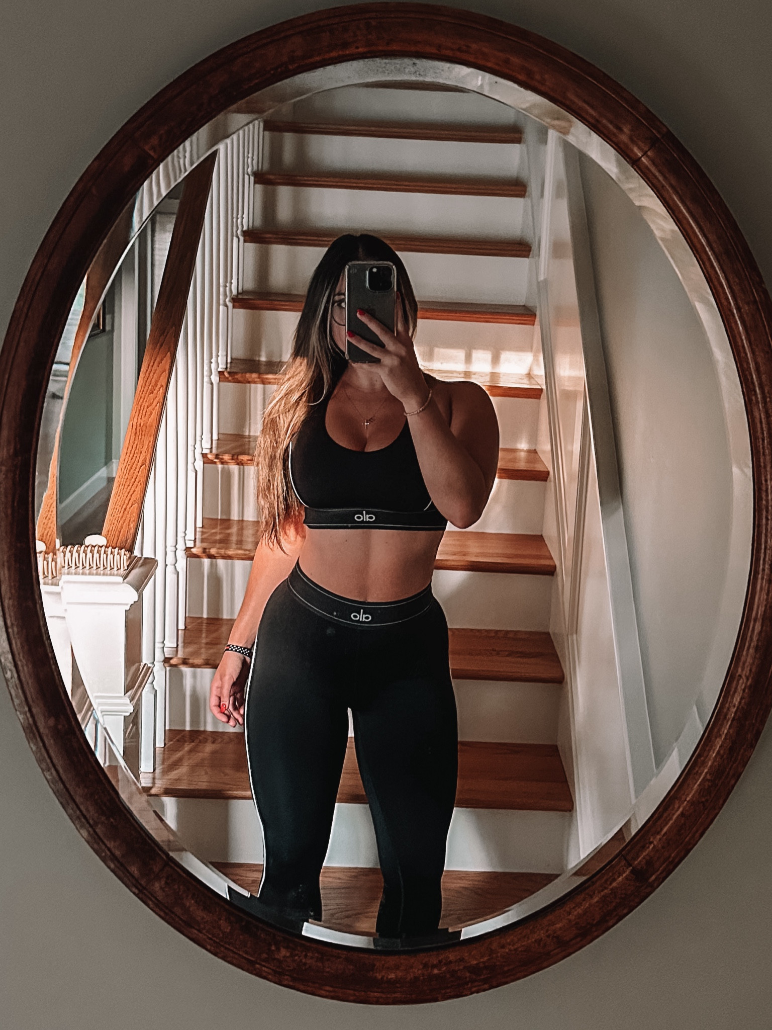 My favorite workout set from Alo! Size M in the sports bra and size S in the leggings 

#LTKGiftGuide #LTKActive #LTKFitness