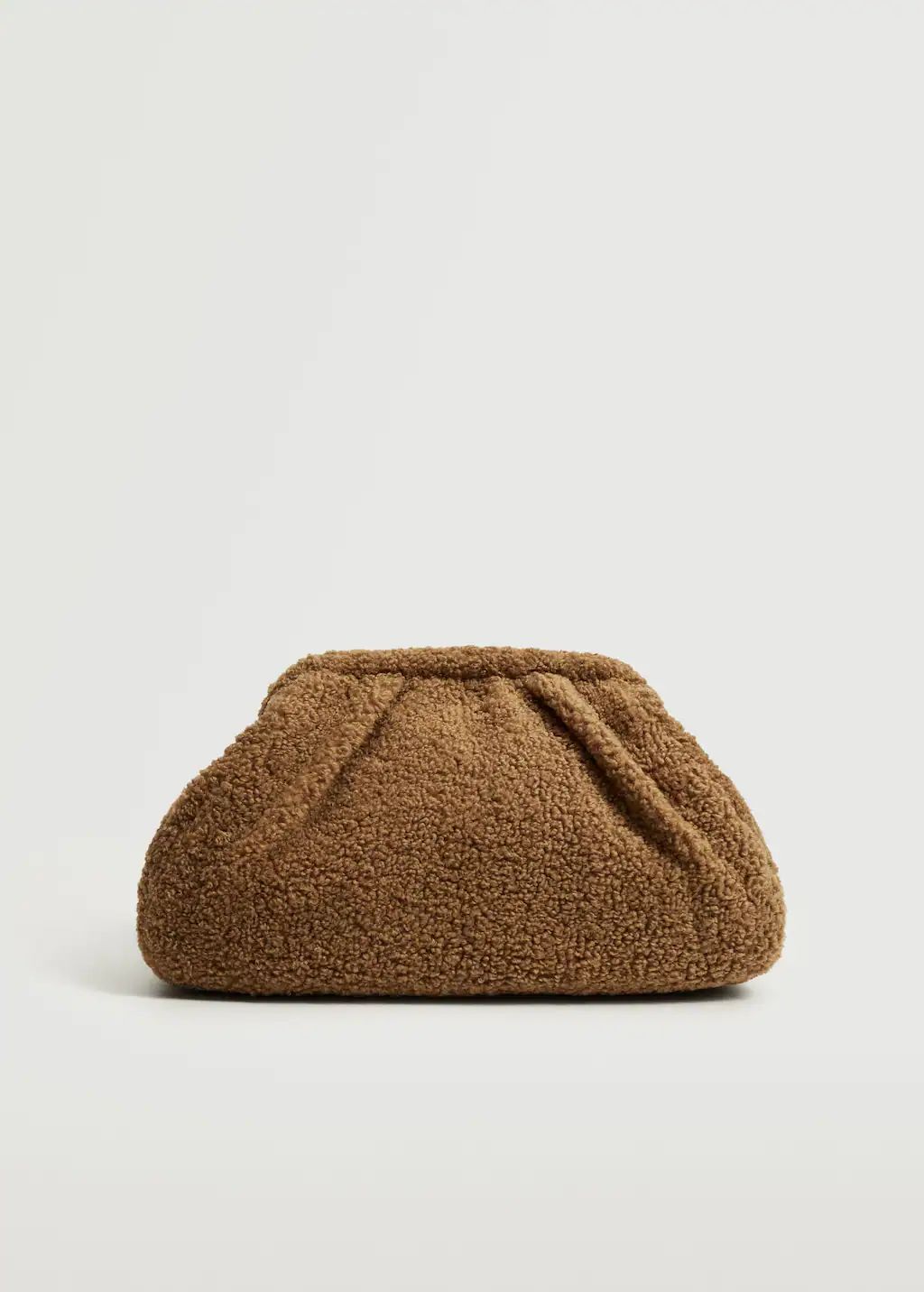 Textured faux-shearling clutch -  Women | Mango USA | MANGO (US)