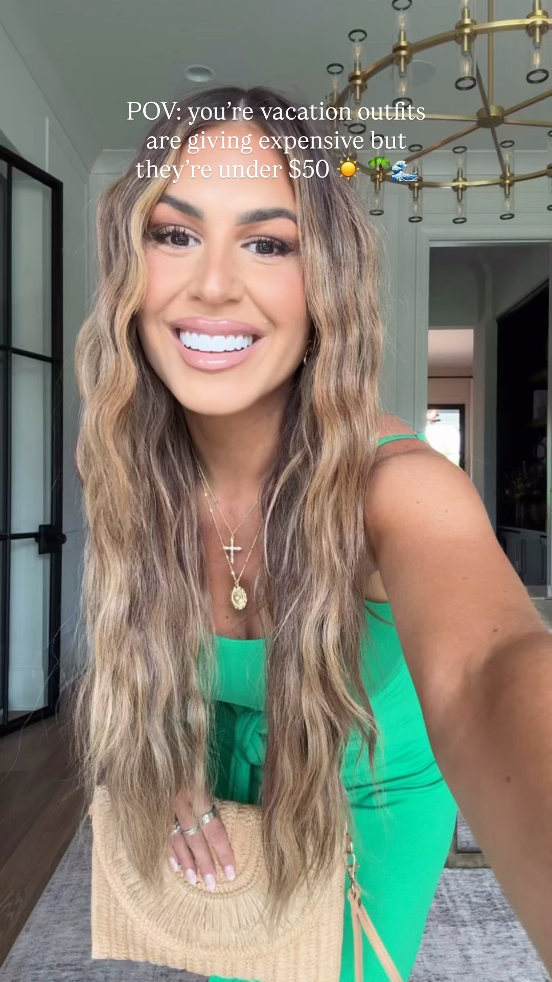 VICI’s new vacation collection just dropped! Use code HOLLIE35 for 35% off sitewide including new arrivals.